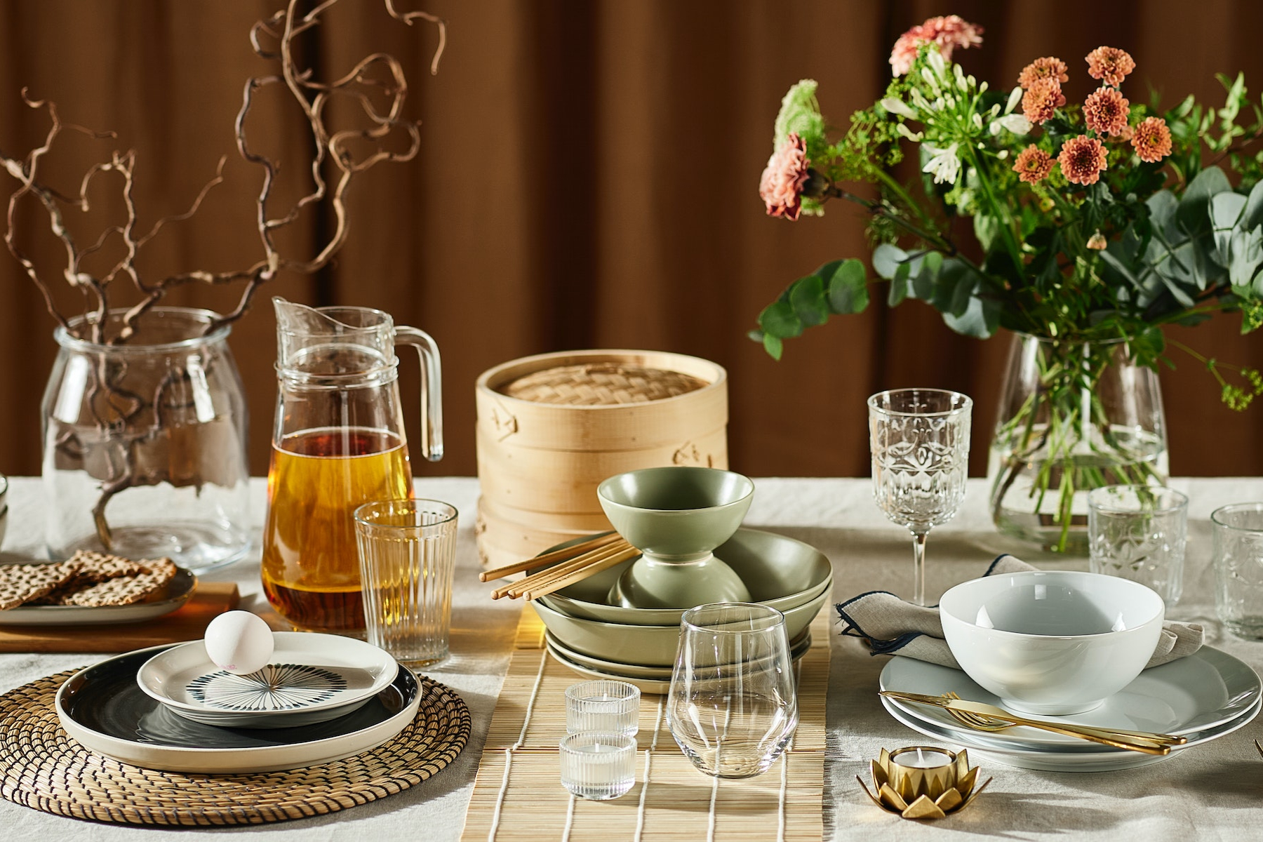 IKEA - 3 style ideas for dining table settings