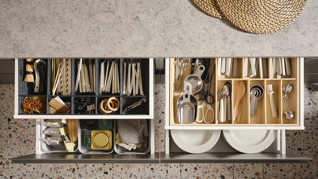 IKEA - How to organise kitchen cabinets and drawers