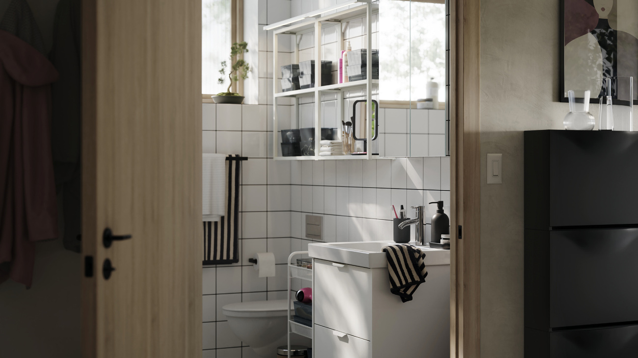 IKEA - Small bathroom decor for a modern oasis