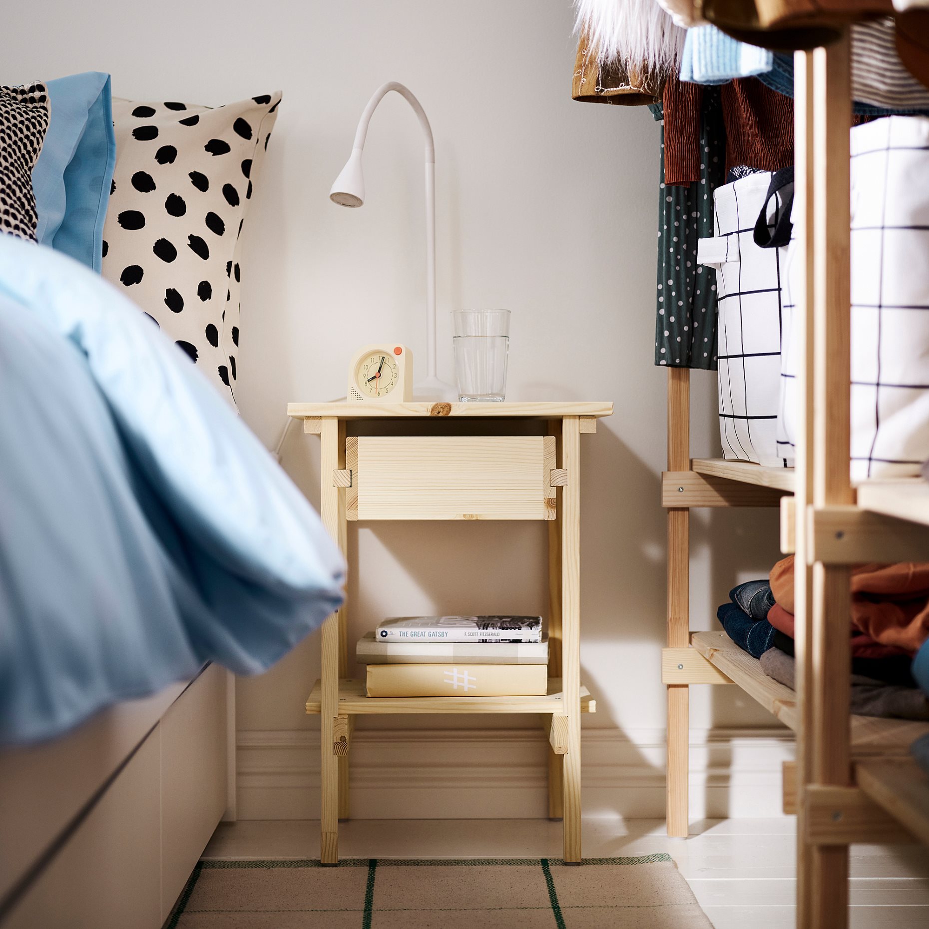 KRONÖREN, κομοδίνο, 32x39x55 cm, 006.108.07