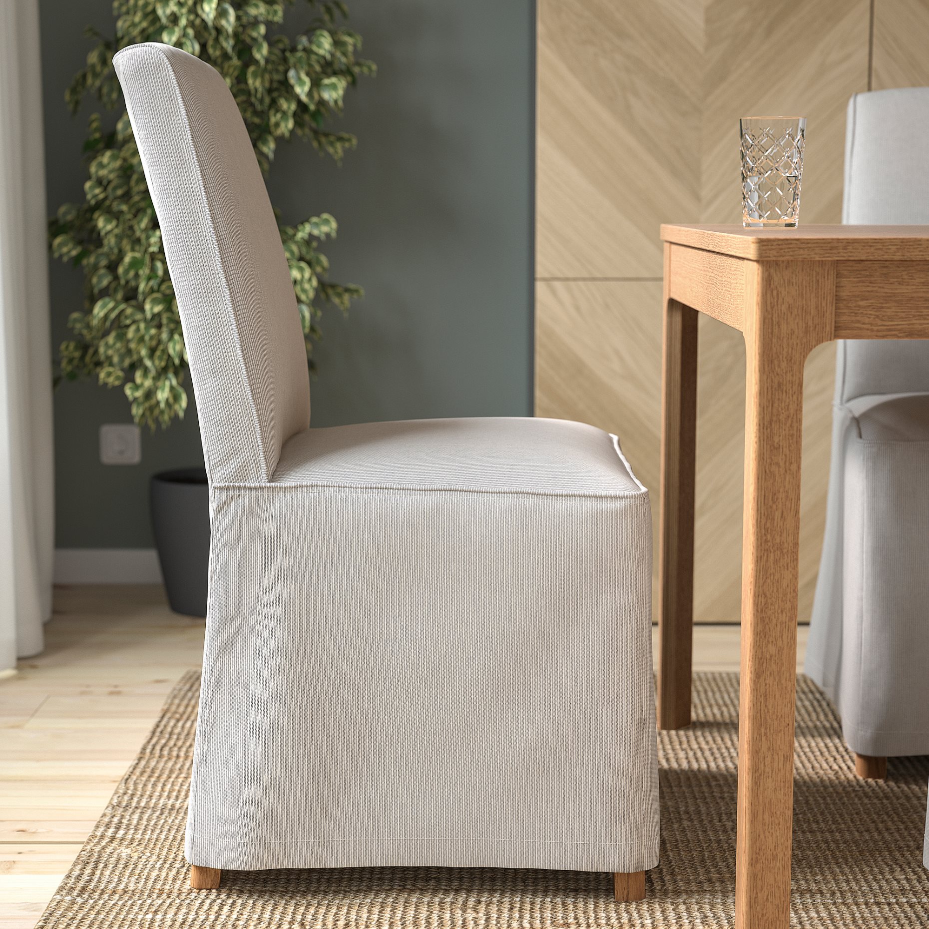 BERGMUND, chair with long cover, 093.846.02