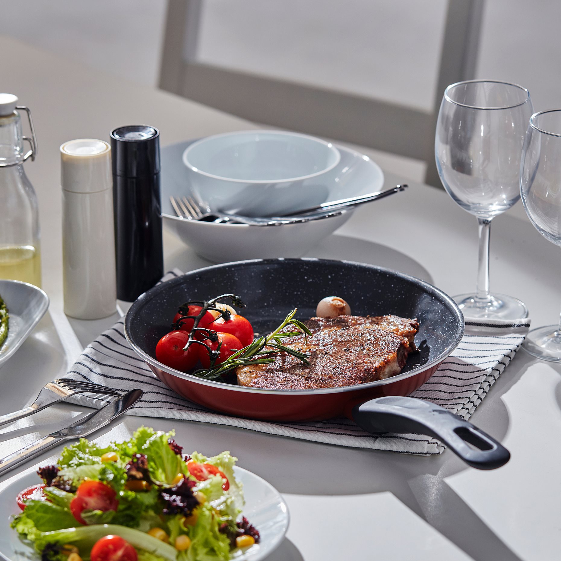 HEMLAGAD, τηγάνι αντικολλητική επένδυση, 24 cm, 106.236.30