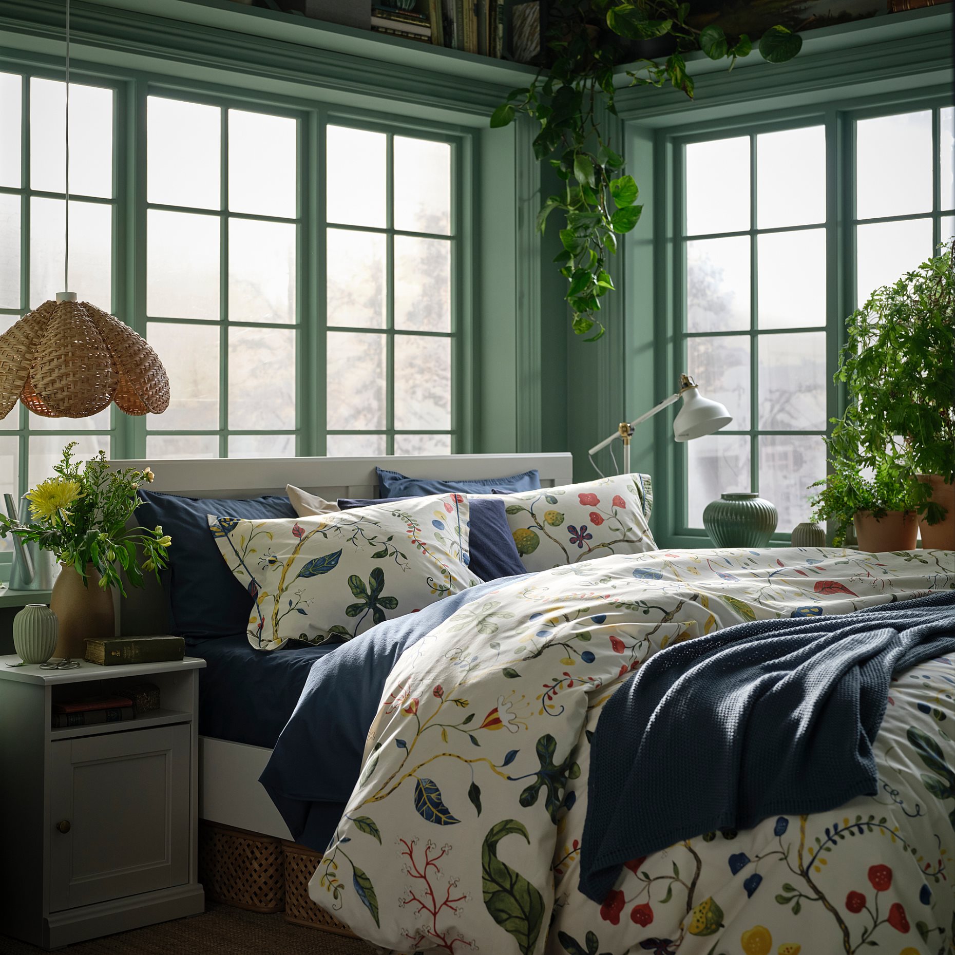 KRONBUSKE, duvet cover and 2 pillowcases, 240x220/50x60 cm, 106.376.46