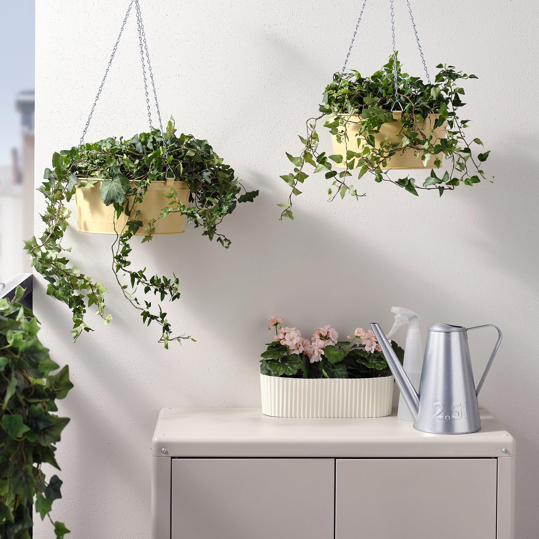 ÅKERBÄR, hanging planter/in/outdoor, 27 cm, 205.613.30