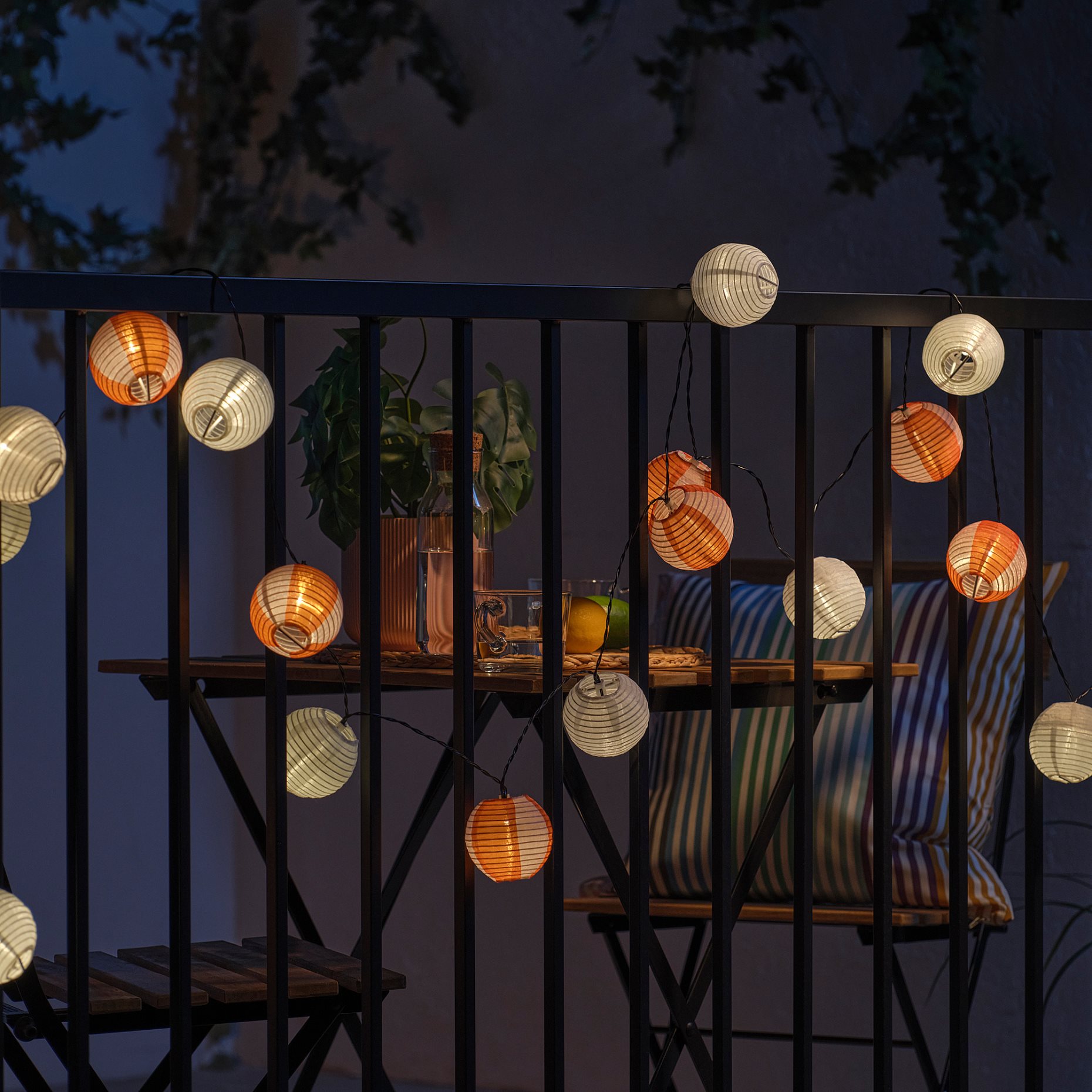 SOLVINDEN, ηλιακή γιρλάντα φωτισμού με ενσωματωμένο φωτισμό LED/24 λαμπτήρες, 206.151.73