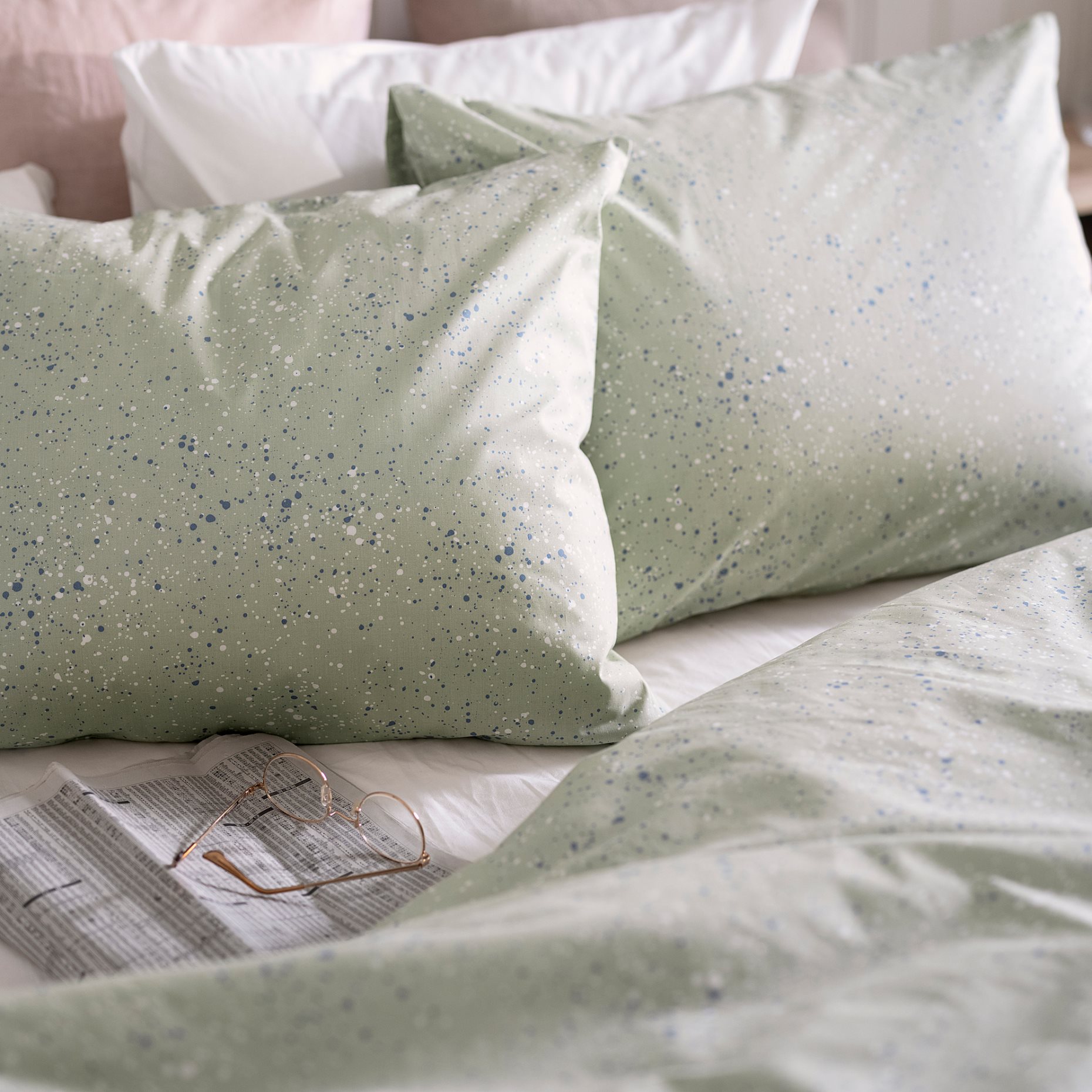 SILVERAKACIA, duvet cover and 2 pillowcases/dotted, 240x220/50x60 cm, 305.224.61