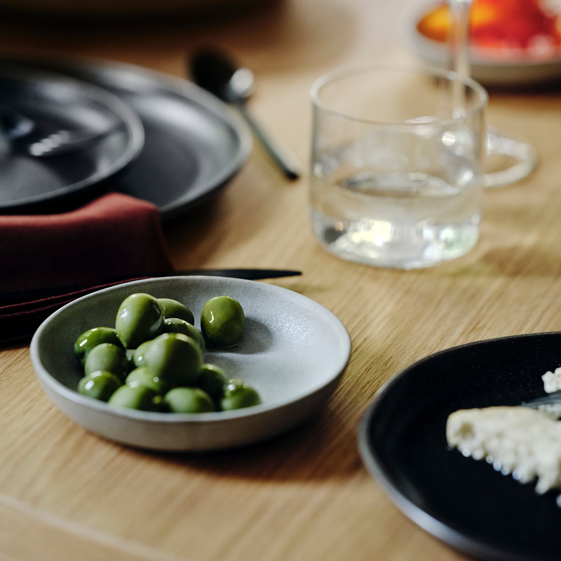 STOCKHOLM 2025, serving plate, set of 2, 305.924.30