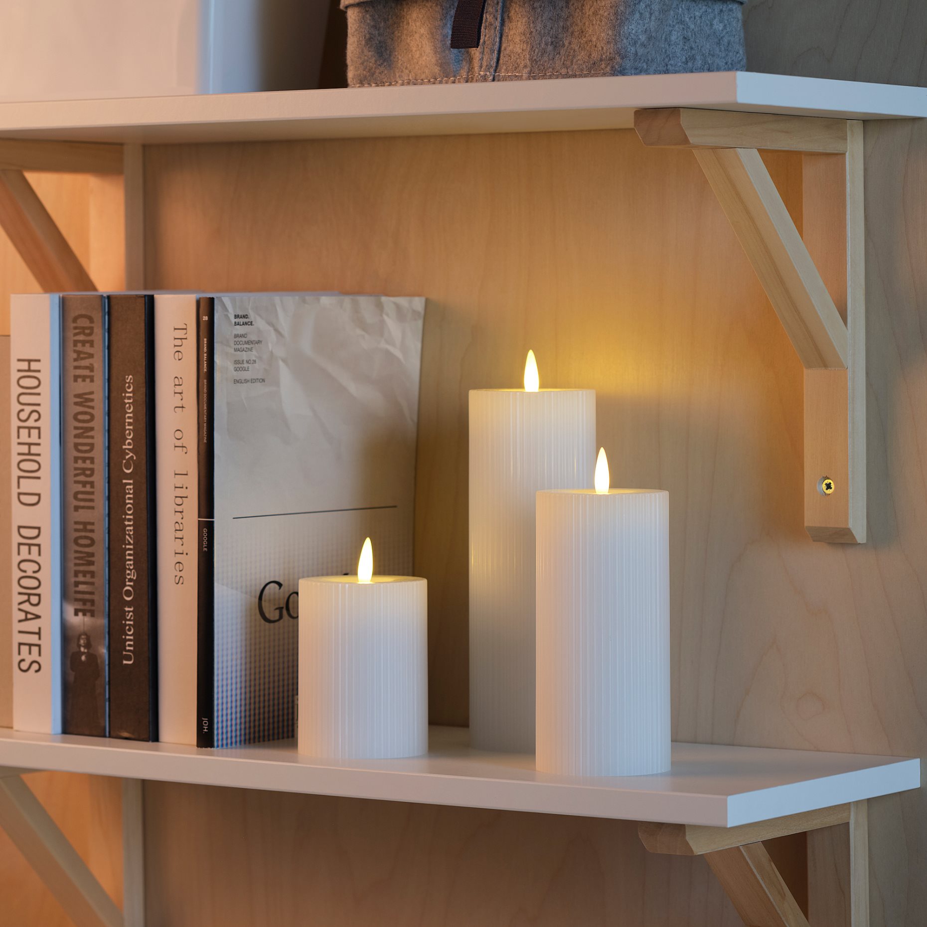 SILVERMÅS, pillar candle with built-in LED light source/battery-operated, set of 3, 306.115.94