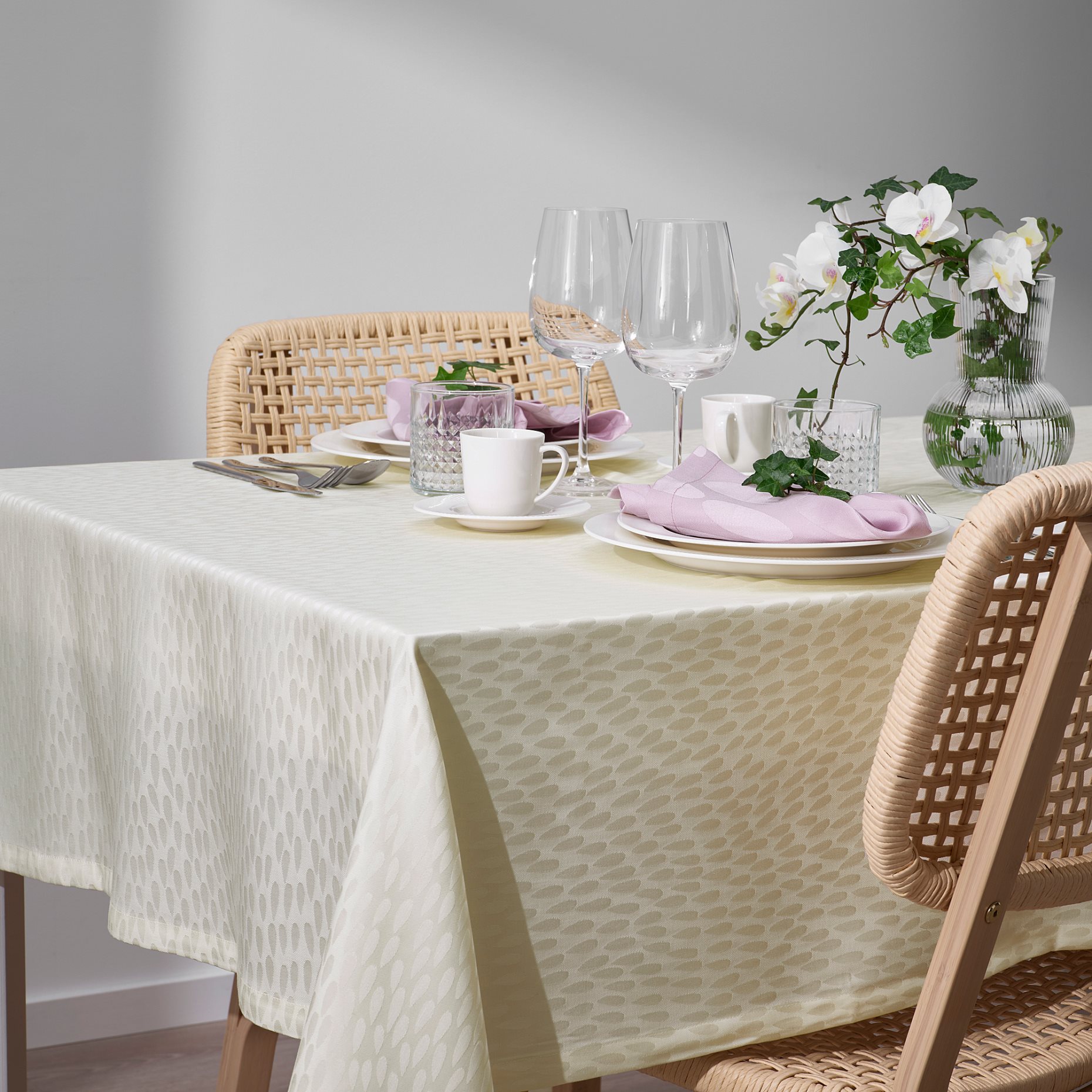 LIGUSTER, tablecloth patterned, 145x240 cm, 505.681.13