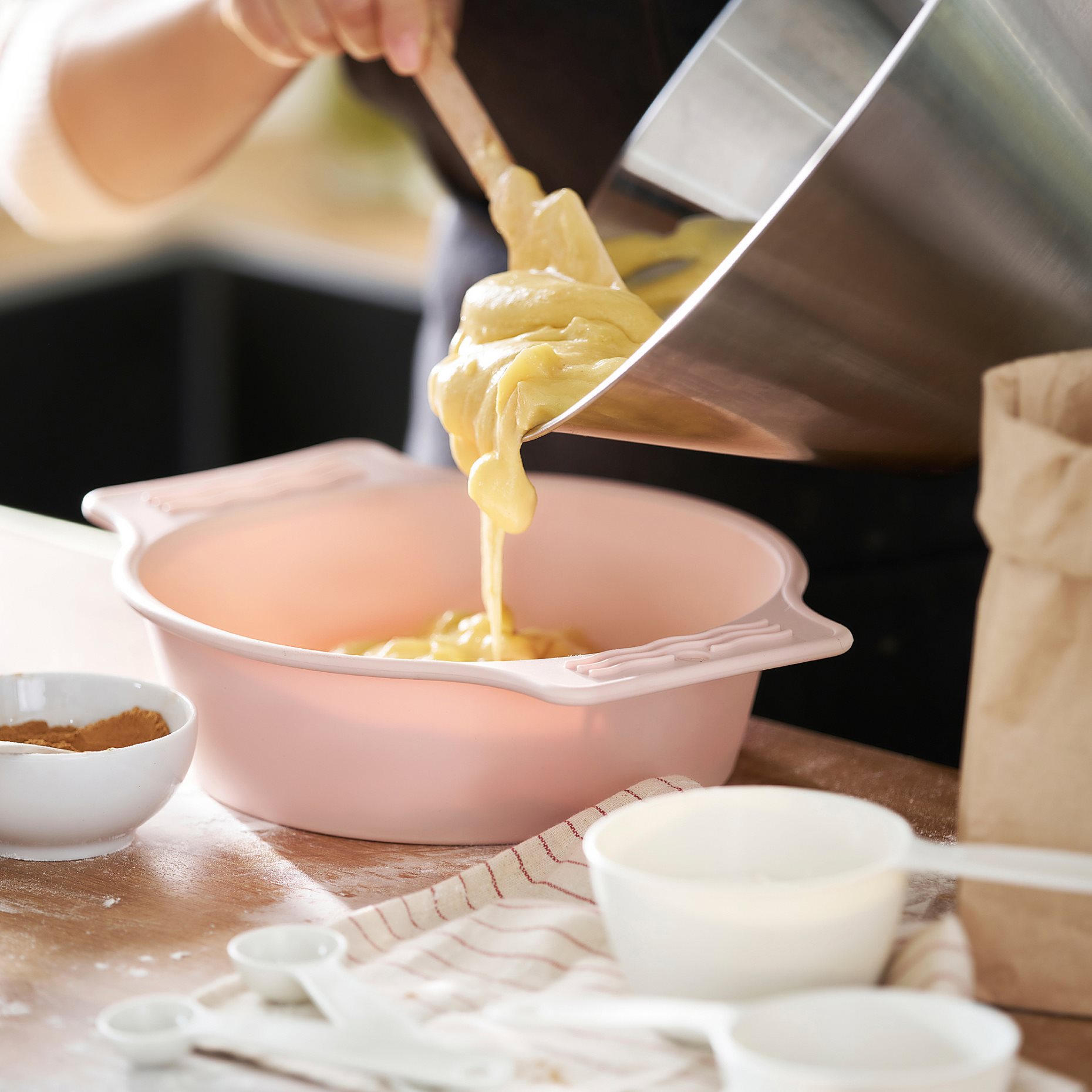 BAKTIDER, cake pan, 20 cm, 506.330.81