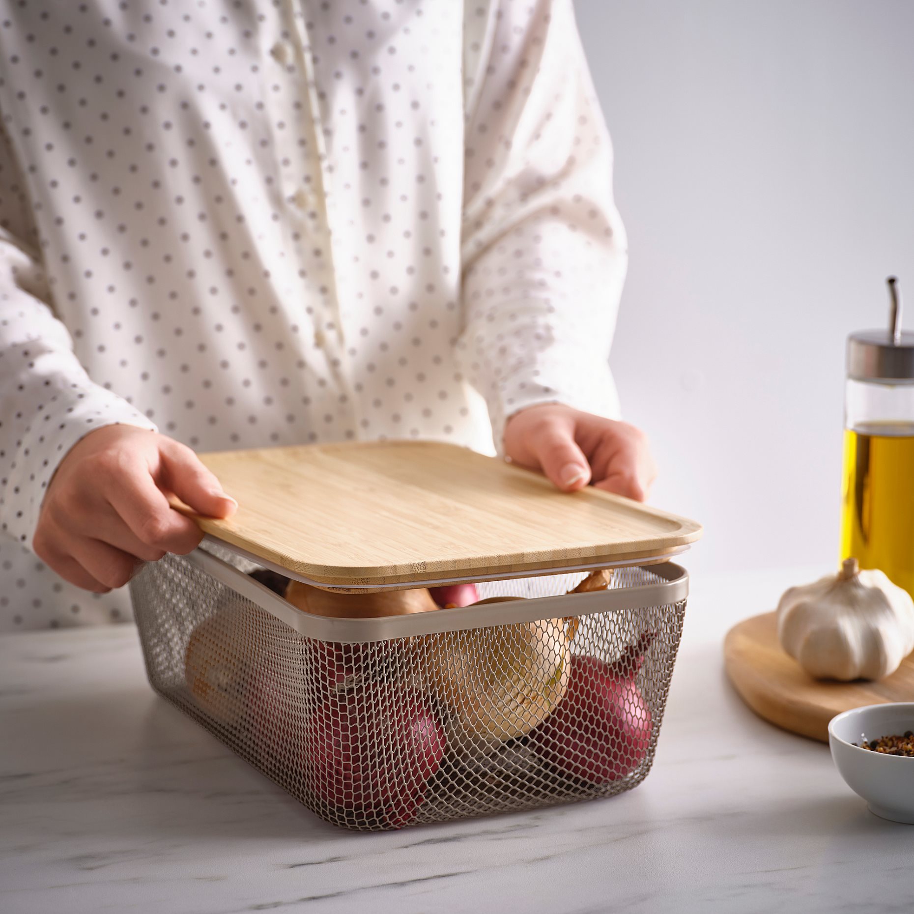 IKEA 365+, ορθογώνιο μεταλλικό καλάθι τροφίμων με καπάκι, 32x21x13 cm, 595.815.01