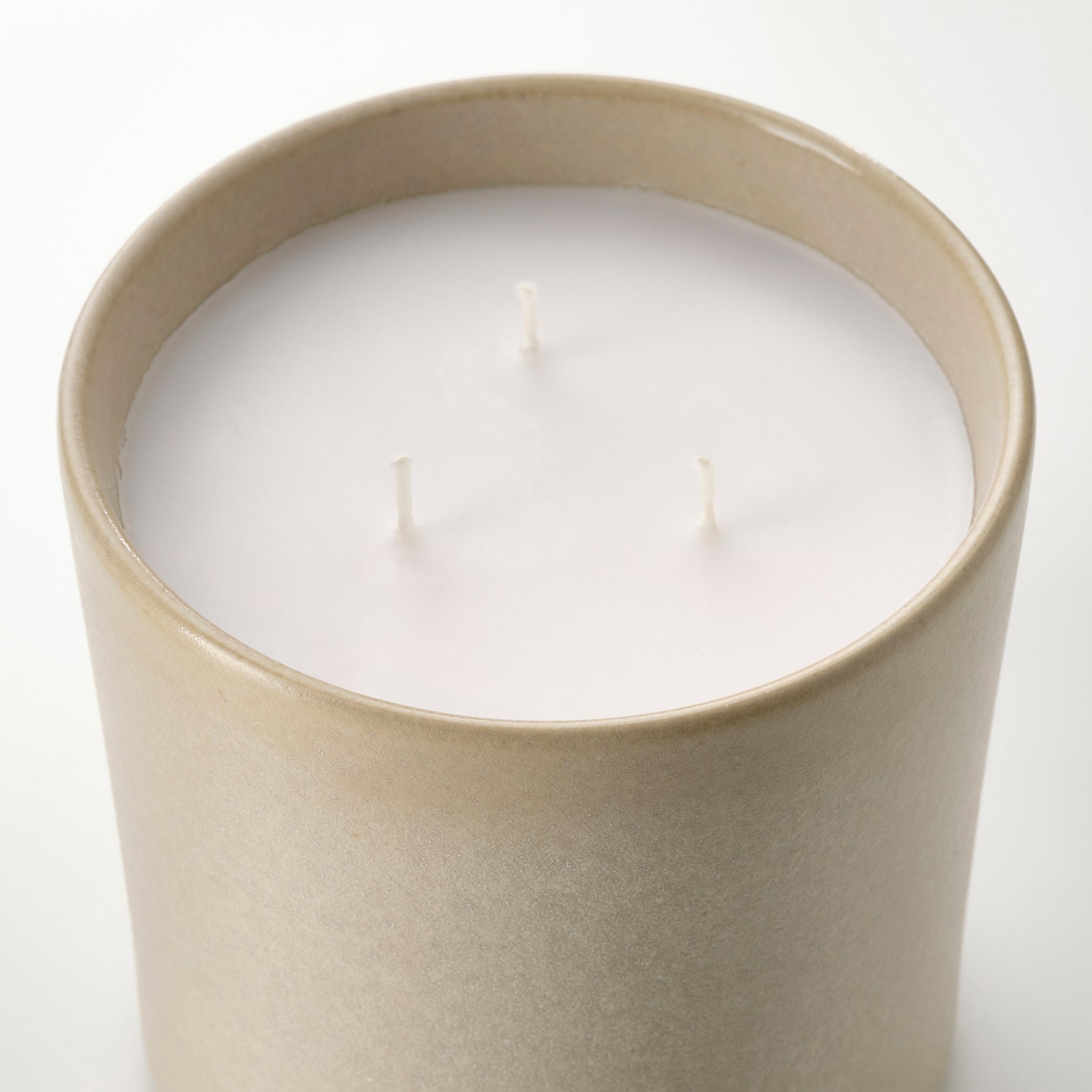 JÄMLIK, scented candle in ceramic jar with lid/Vanilla, 60 hr, 605.024.47