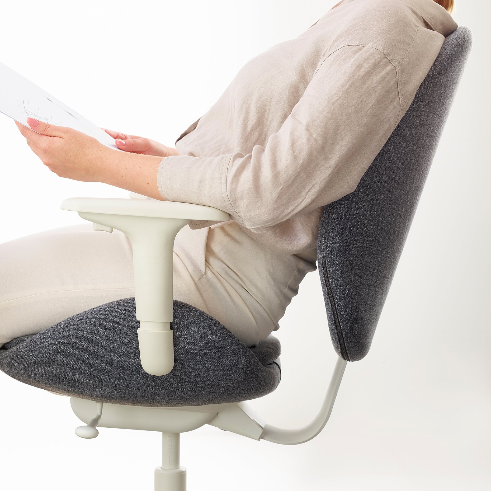 HATTEFJÄLL, office chair with armrests, 605.389.60
