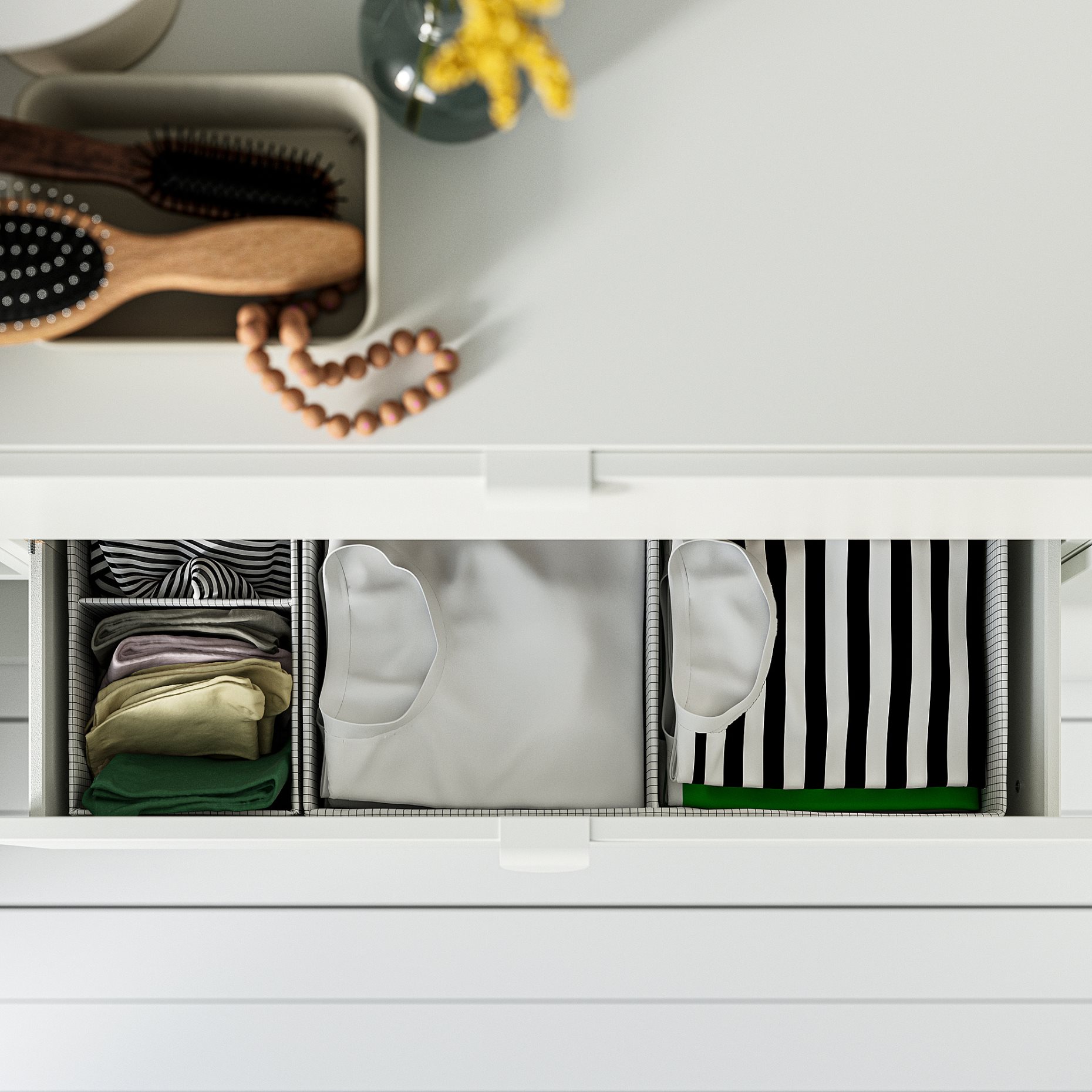 chest of 4 drawers, 80x42x100 cm, 605.993.50