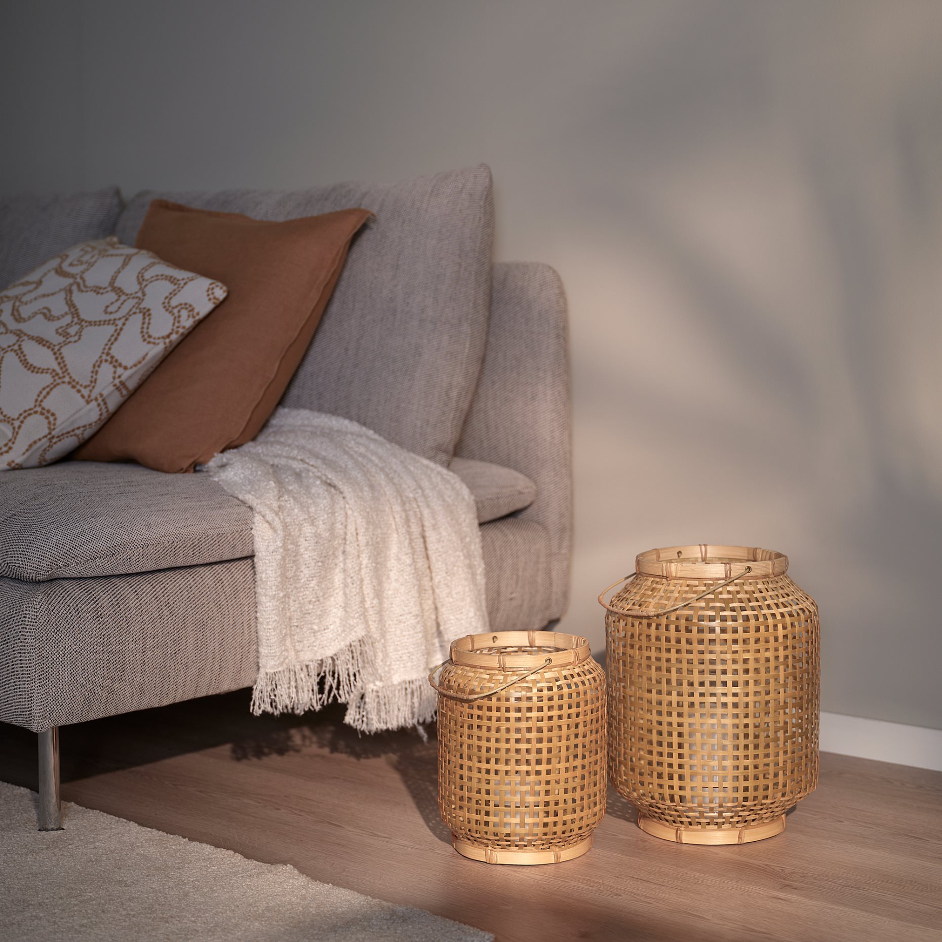 PÅVEFINK, lantern for pillar candle, 25 cm, 606.099.76