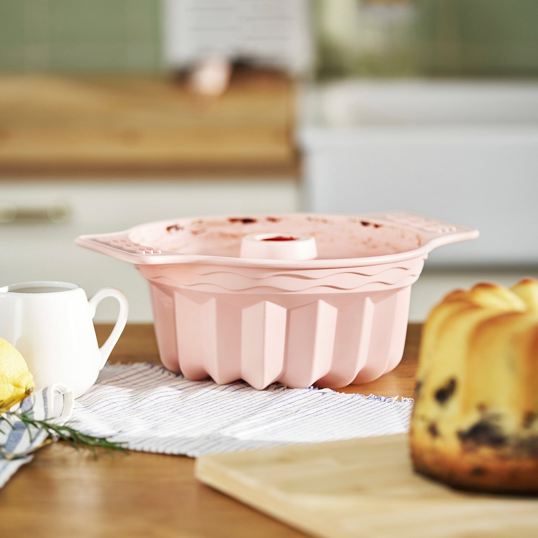 BAKTIDER, cake pan, 22 cm, 606.330.90