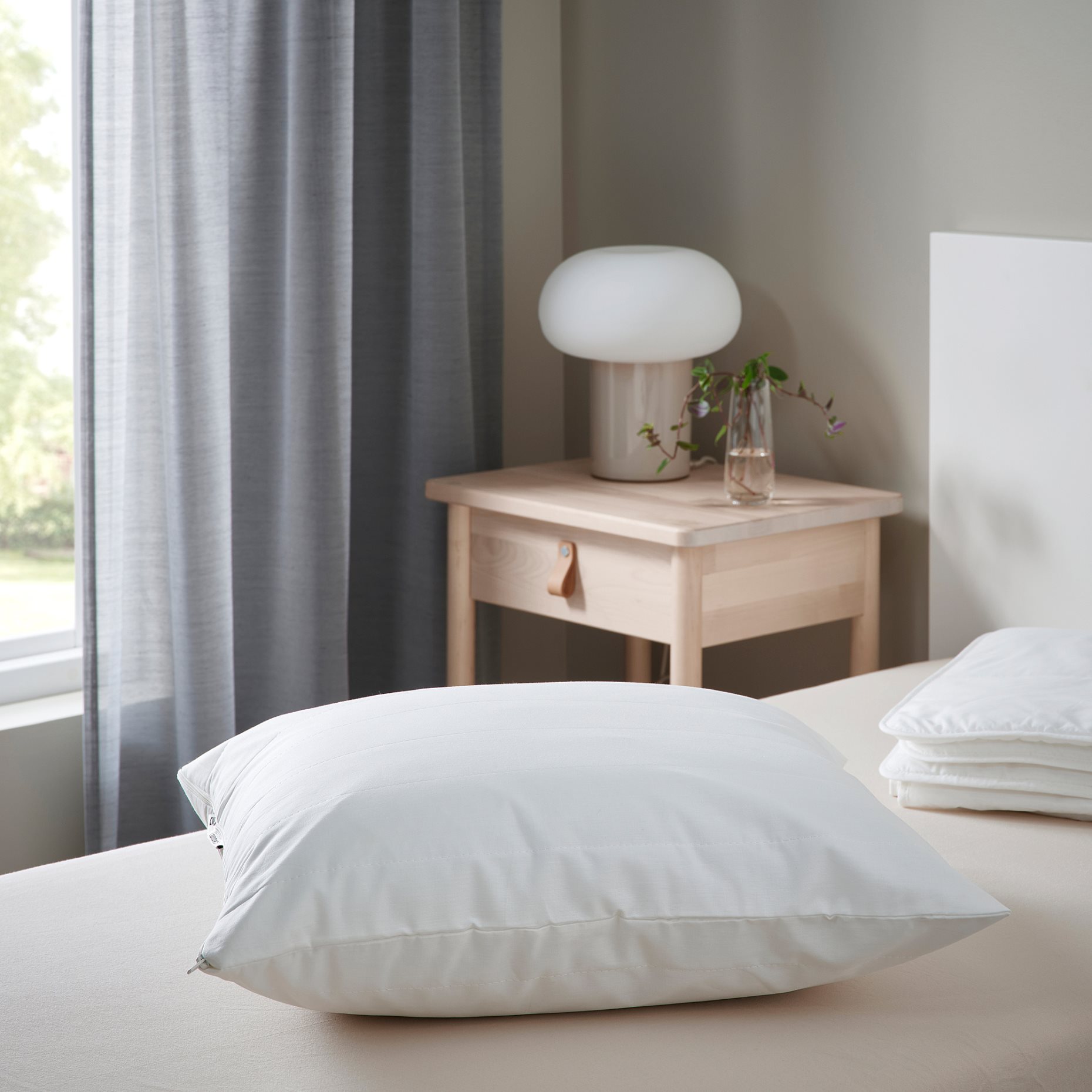 LUDDROS, pillow protector, 704.616.77