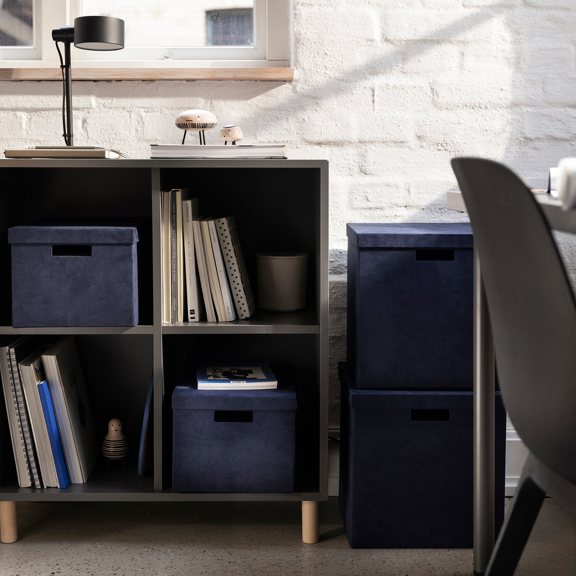 GJÄTTA, κουτί αποθήκευσης με καπάκι/βελούδο, 32x35x32 cm, 705.704.31