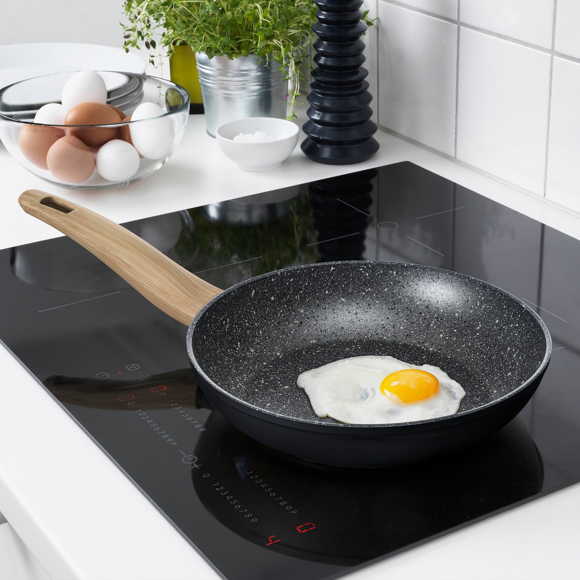 HUSKNUT, frying pan, 28 cm, 804.530.16
