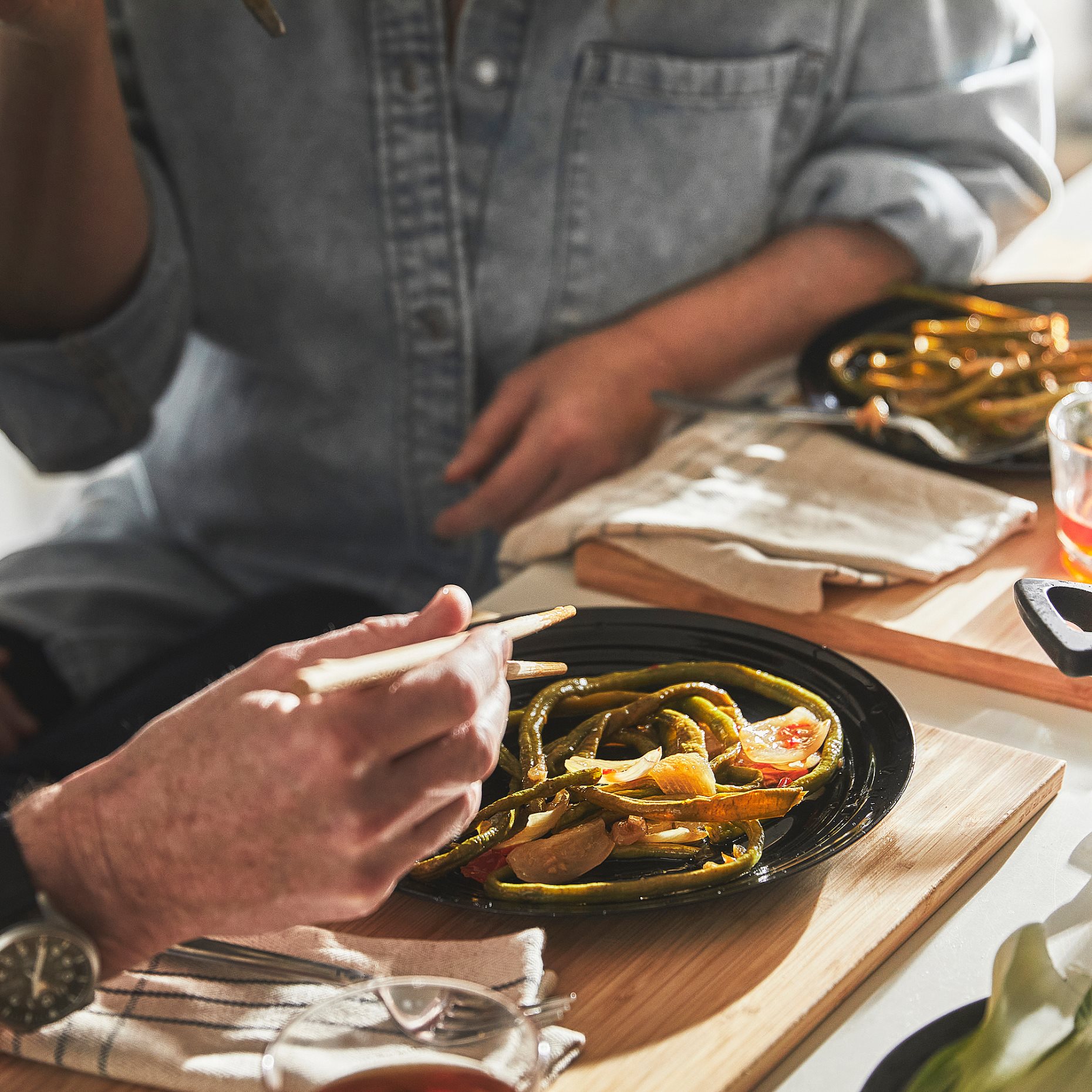 HEMLAGAD, wok with lid non-stick coating, 28 cm, 905.809.19