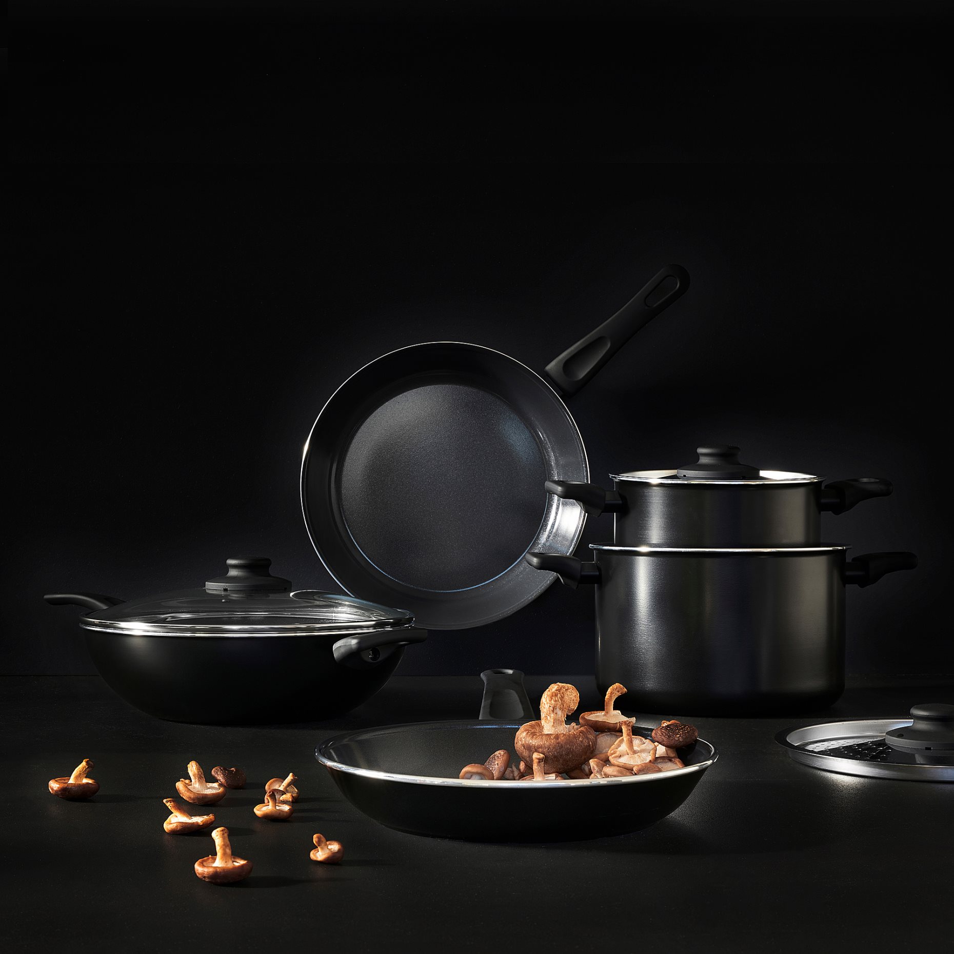 HEMLAGAD, wok with lid non-stick coating, 28 cm, 905.809.19