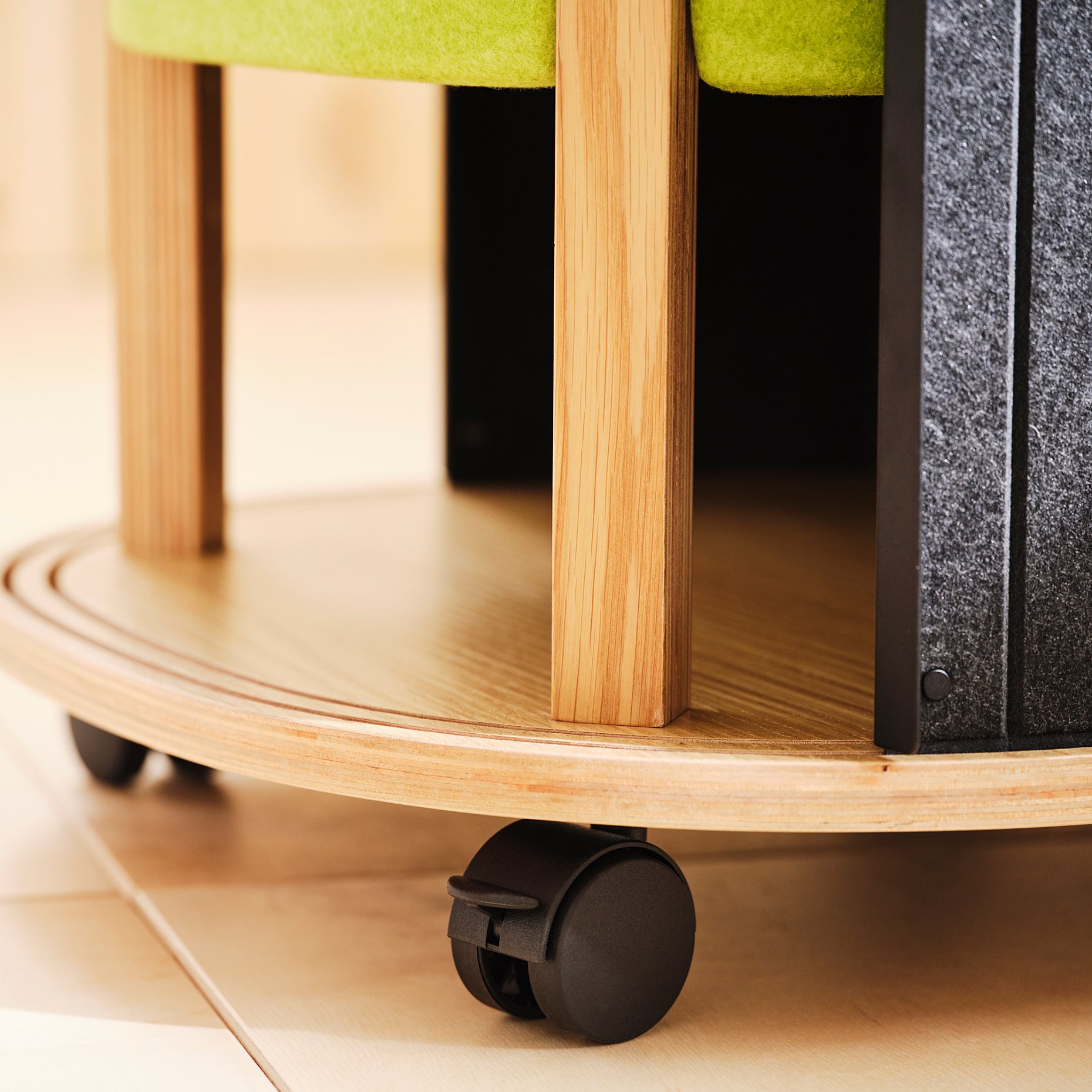 YXSTABY, gaming side table on castors, 906.200.05