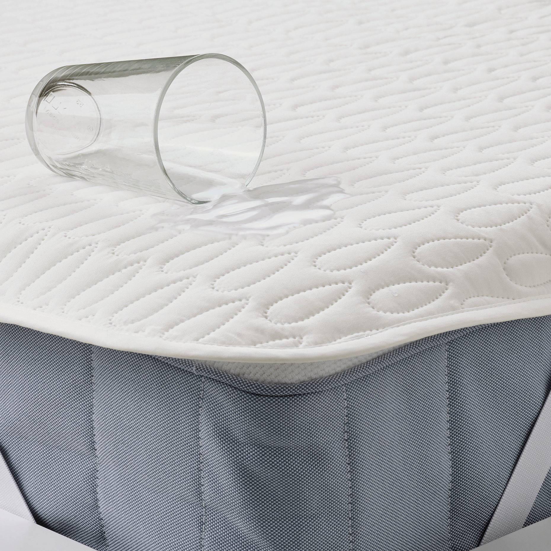 SOTNÄTFJÄRIL, waterproof mattress protector, 120x200 cm, 005.312.83