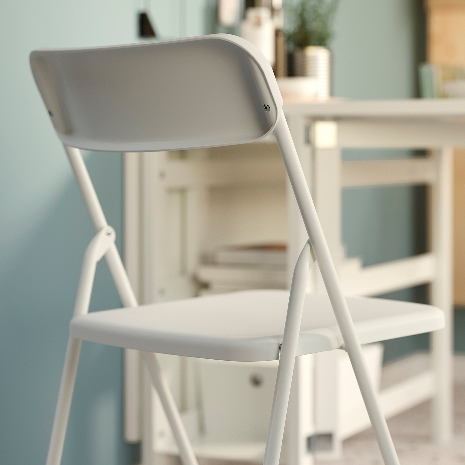 VIHALS, gateleg table and 2 folding chairs, 39/95/151x90 cm, 095.902.54
