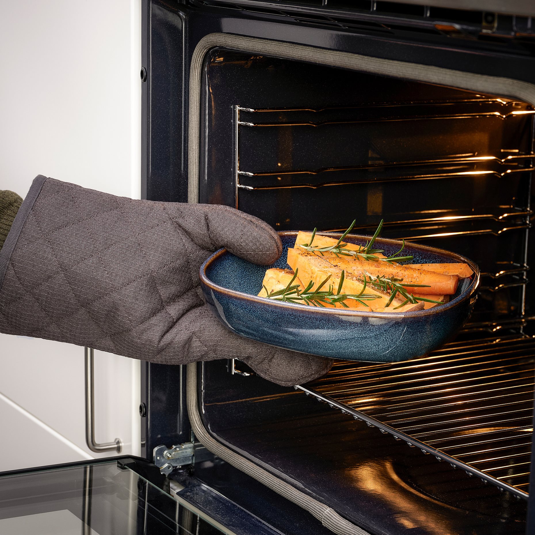 GLADELIG, oven dish, set of 2, 105.310.70