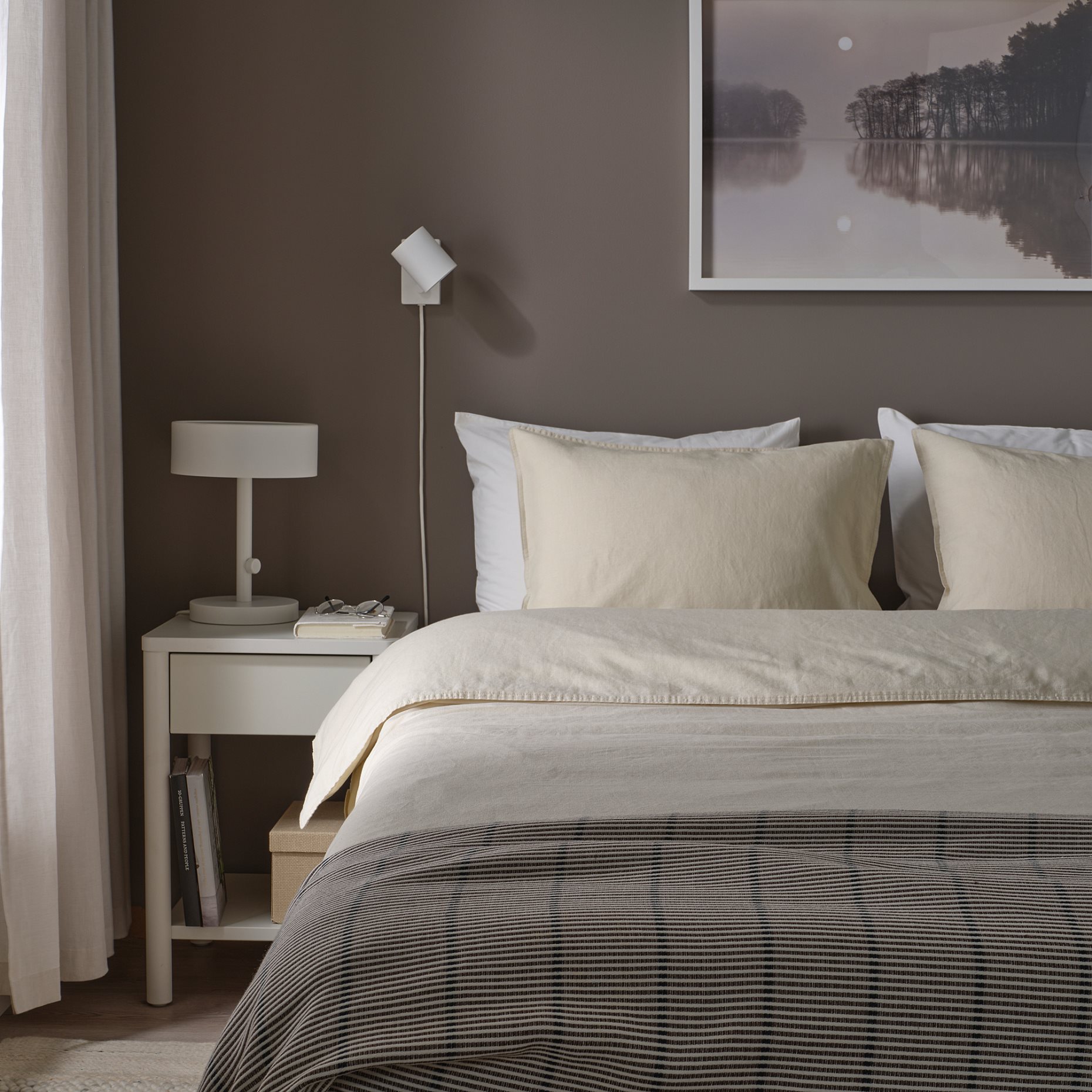 RUNDHAGTORN, duvet cover and 2 pillowcases, 240x220/50x60 cm, 206.001.62