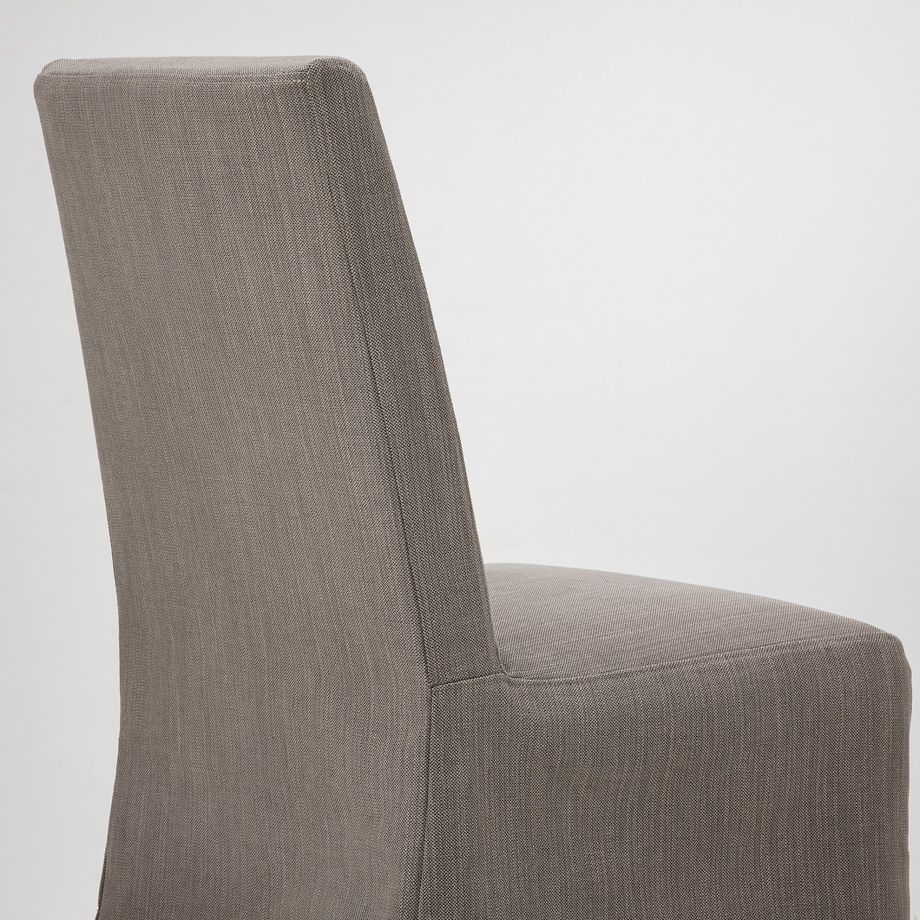 BERGMUND, chair with medium long cover, 393.900.03
