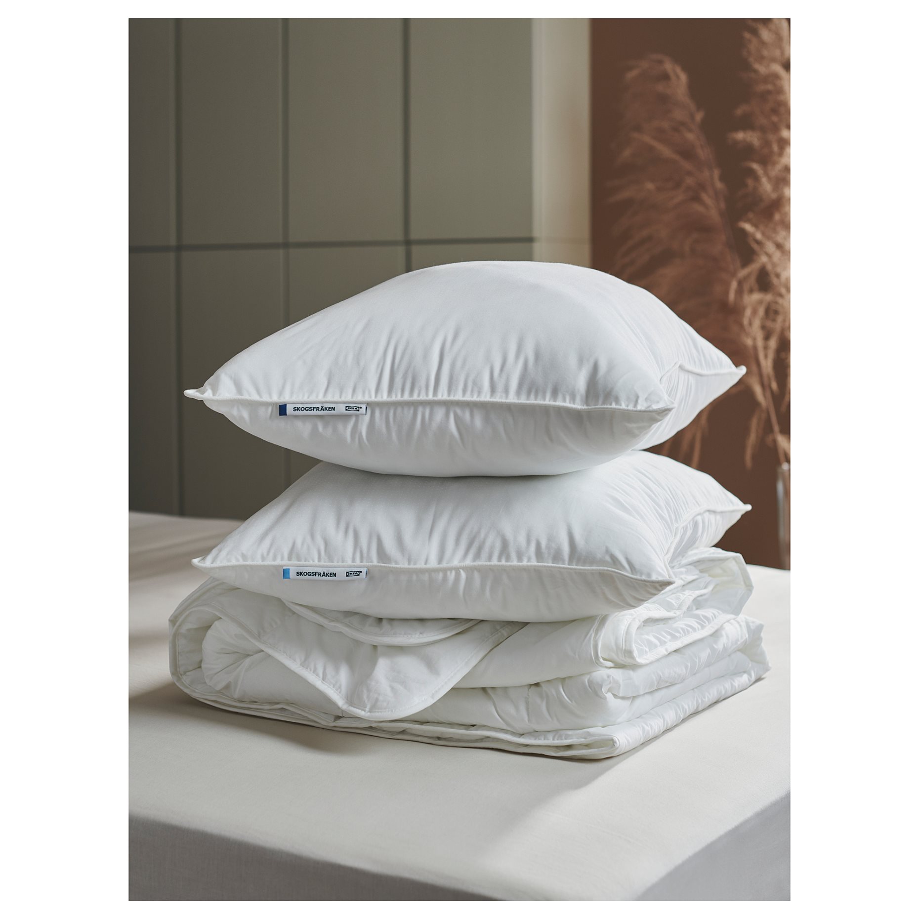 SKOGSFRÄKEN, pillow low, 50x60 cm, 406.272.12