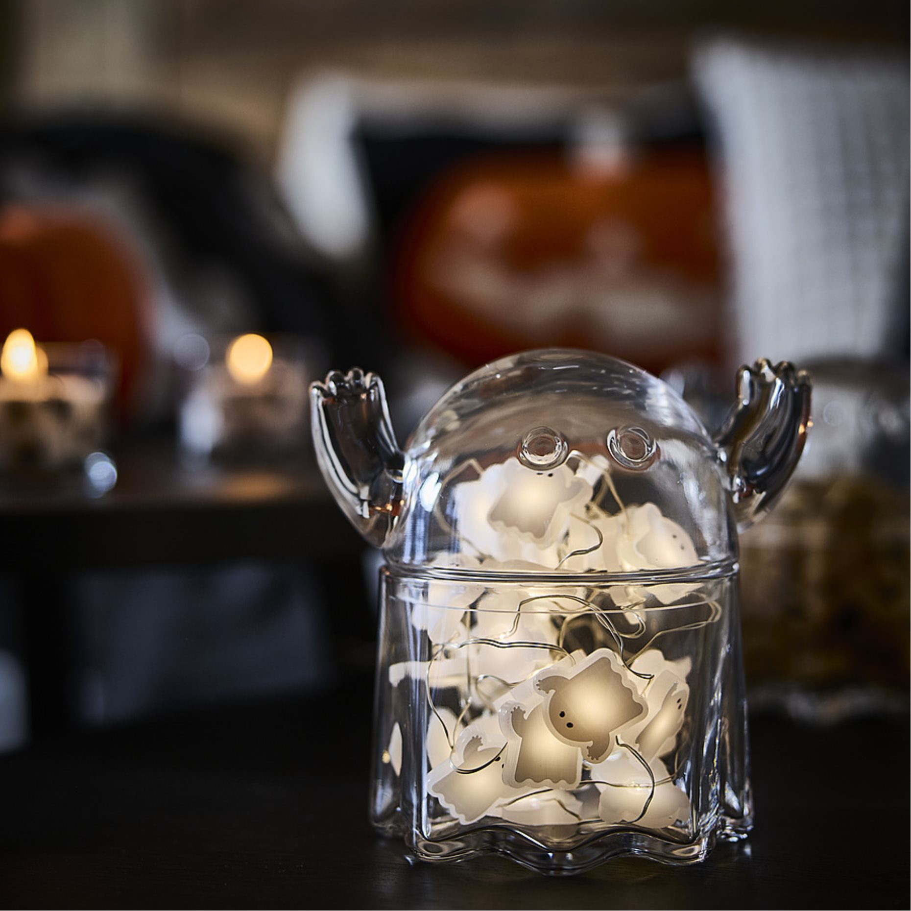 KUSTFYR 2026, lighting chain with built-in LED light source and 32 lights/battery-operated/ghost, 406.325.48