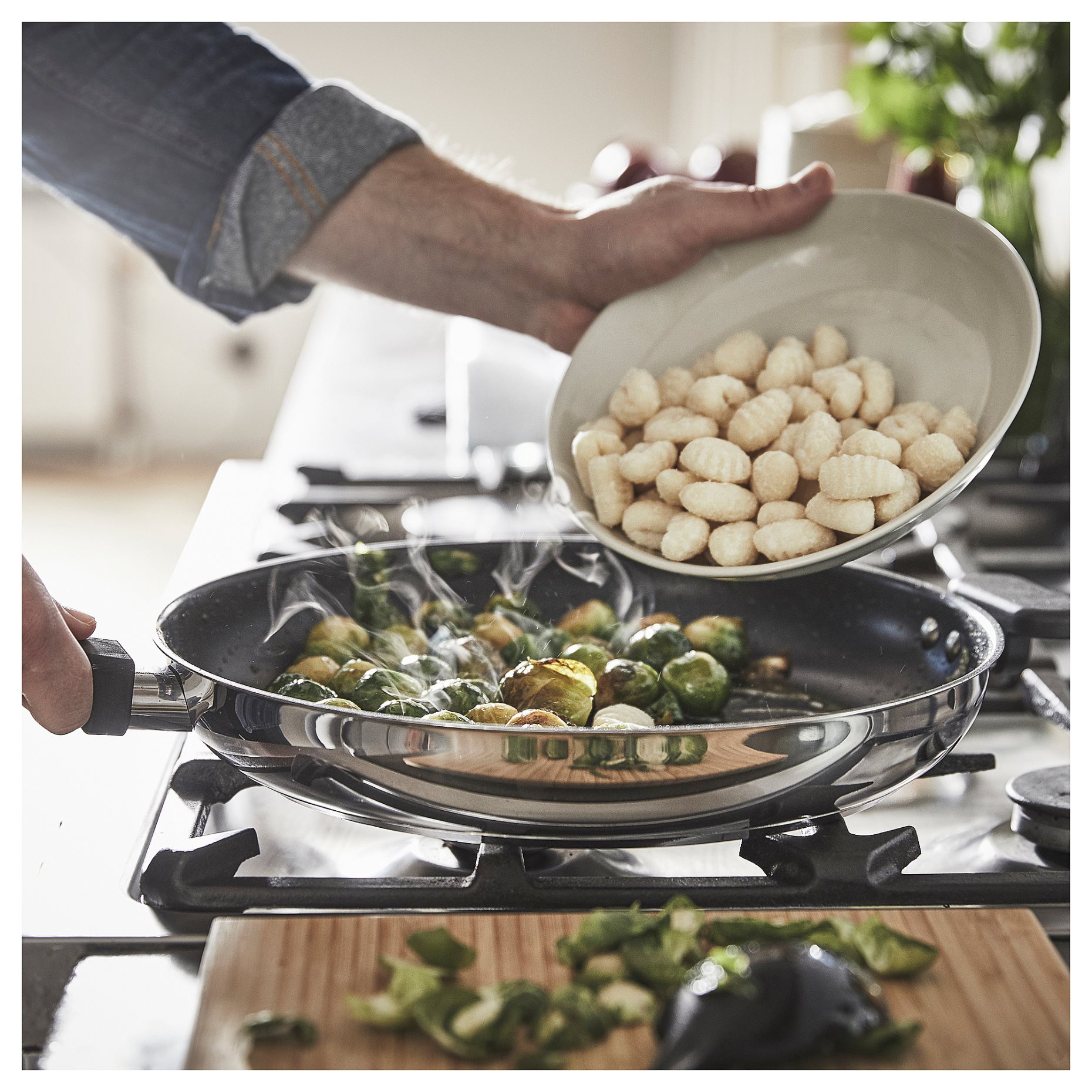 MIDDAGSMAT, frying pan/non-stick coating, 32 cm, 604.636.86