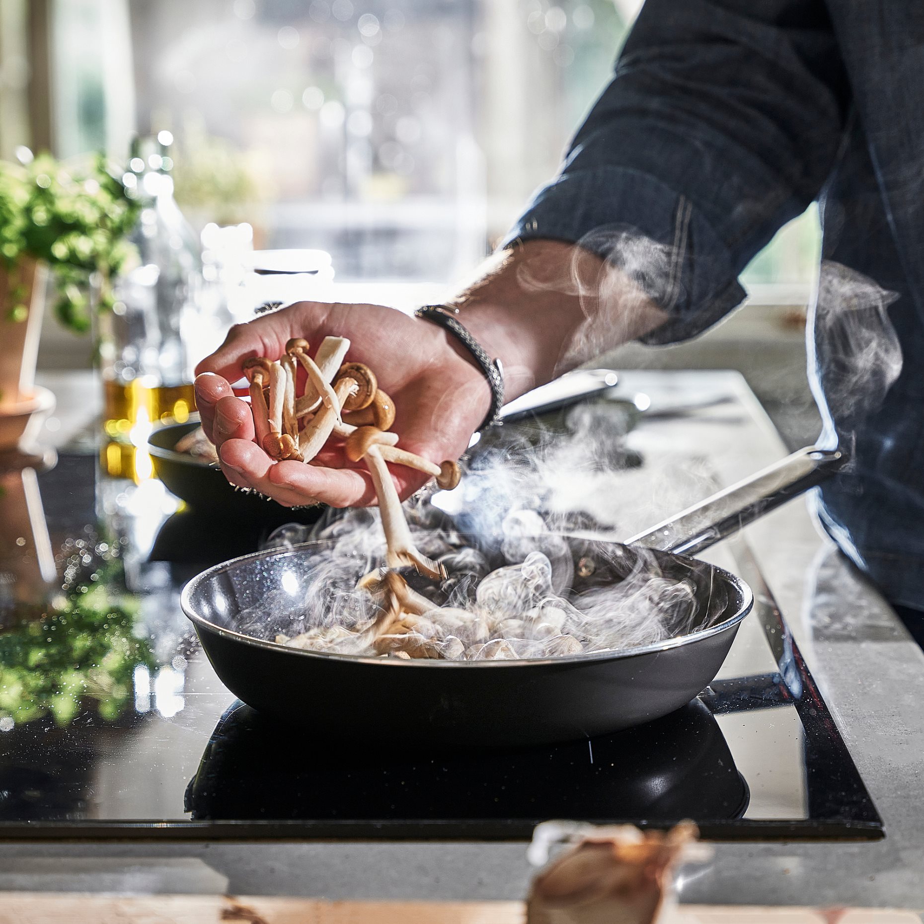 GULDÖRING, frying pan with non-stick coating, 28 cm, 606.094.86