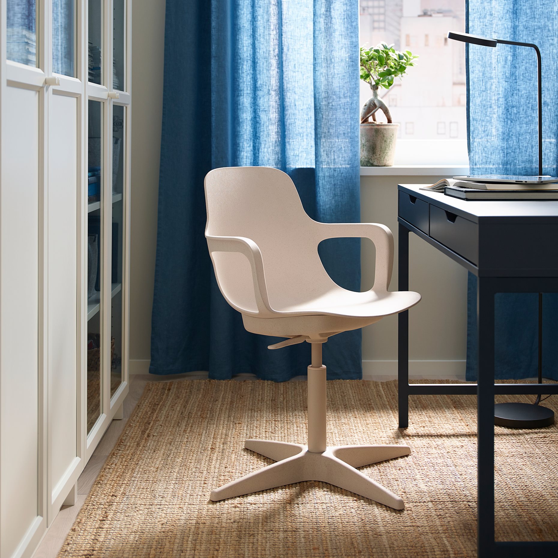 ODGER, swivel chair, 703.086.85