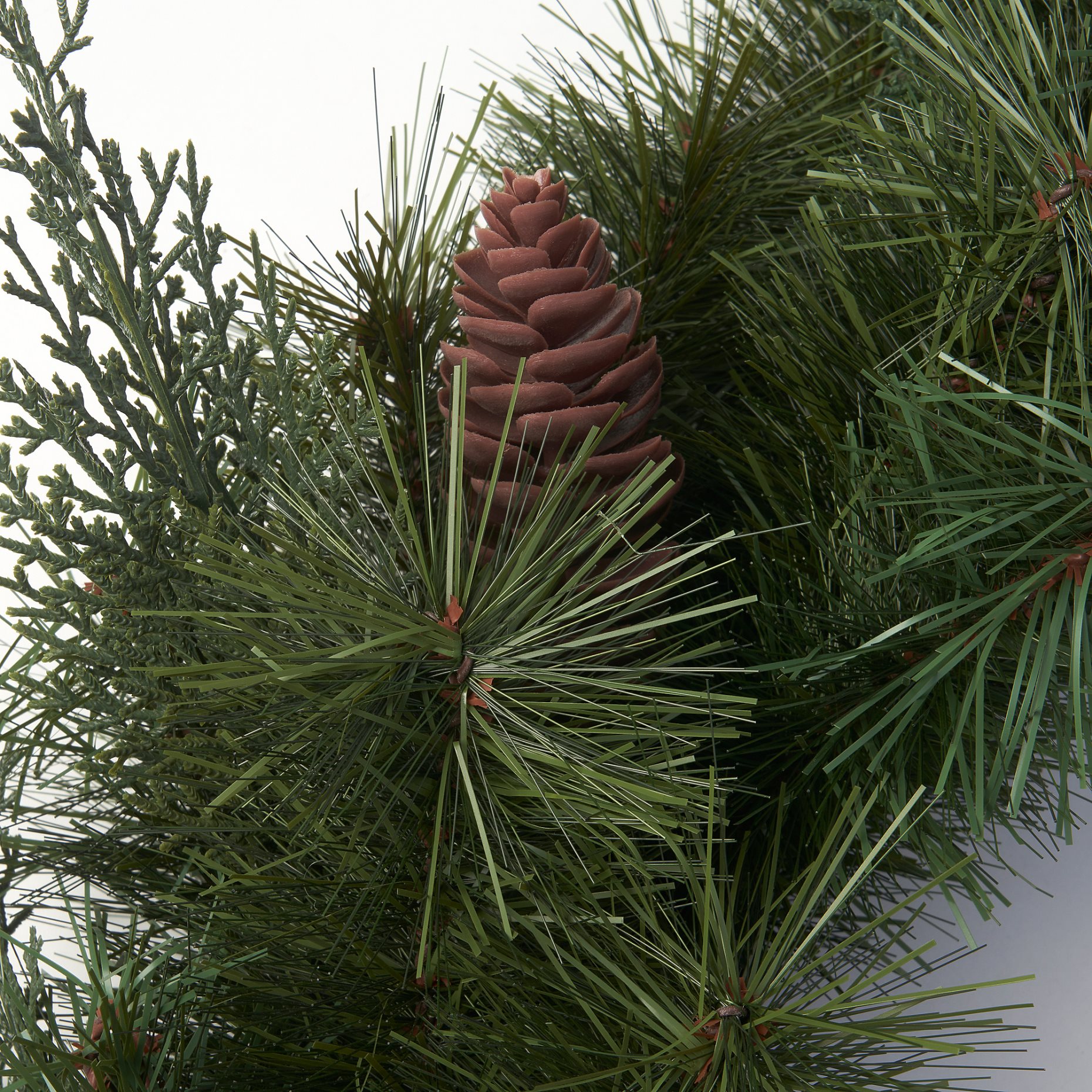 VINTERFINT, artificial wreath/in/outdoor/pine cone, 60 cm, 705.621.34