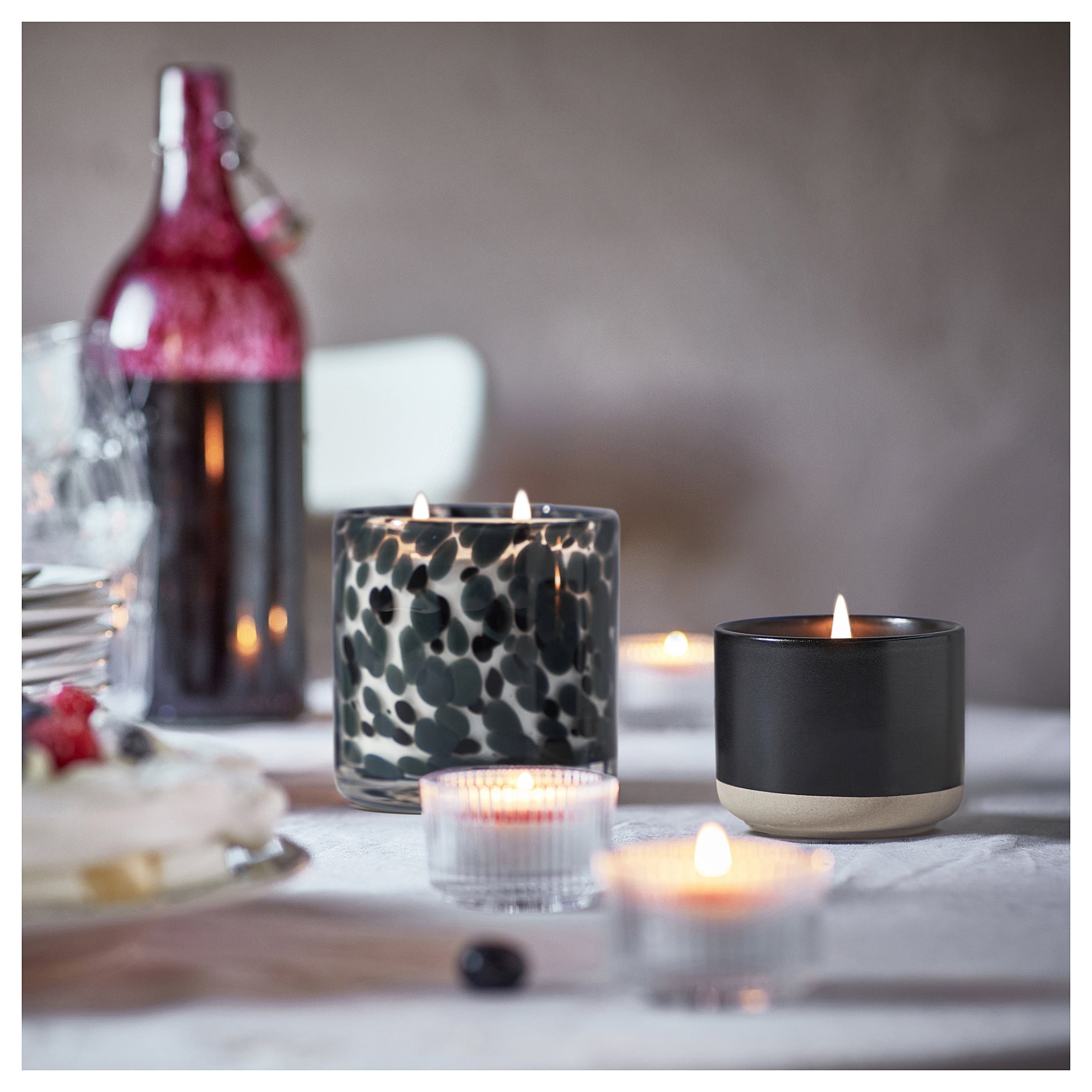 STÖRTSKÖN, scented candle in glass/2 wicks/Berries, 50 hr, 705.943.52