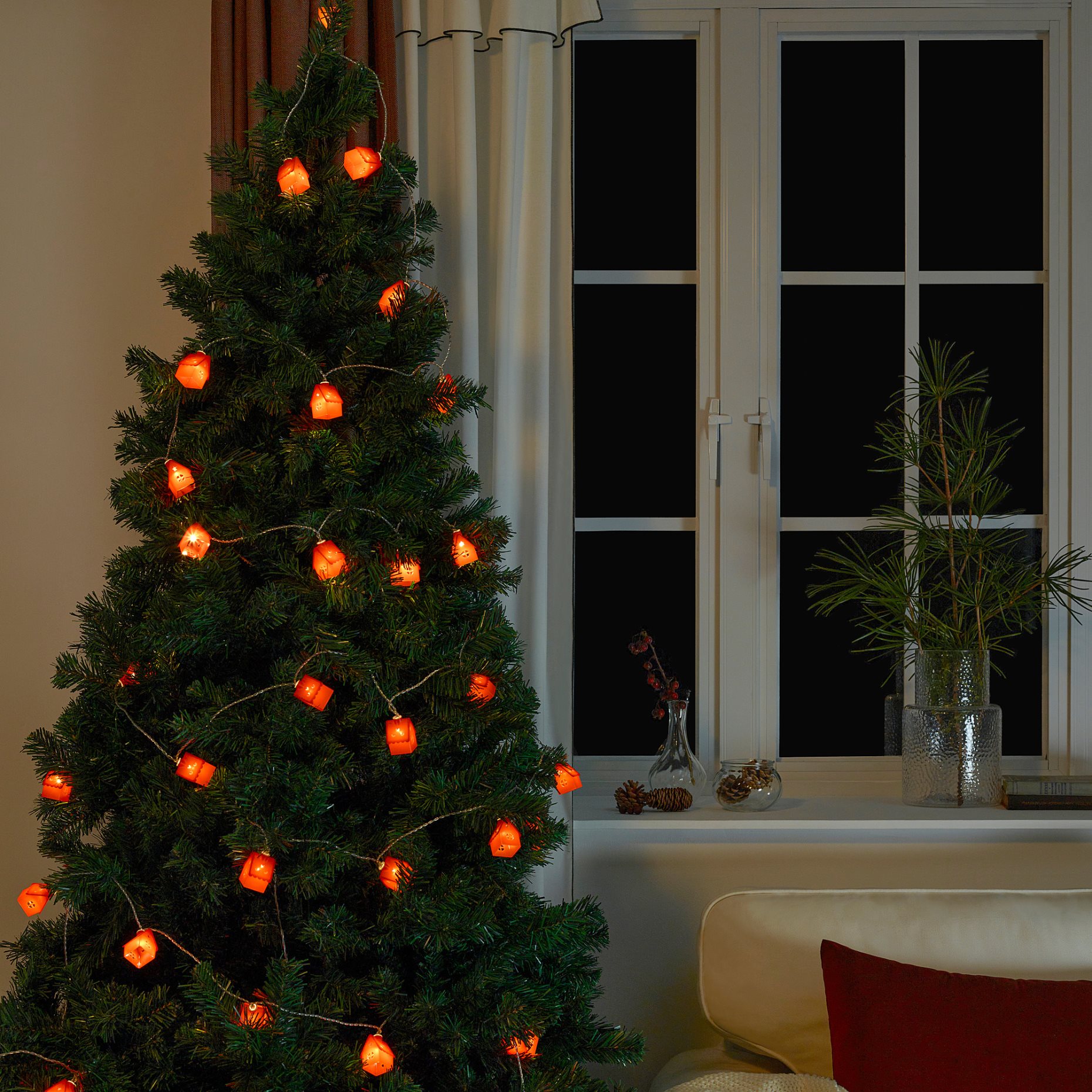 STRÅLA, lighting chain with built-in LED light source/12 lights/house/battery-operated, 805.626.85