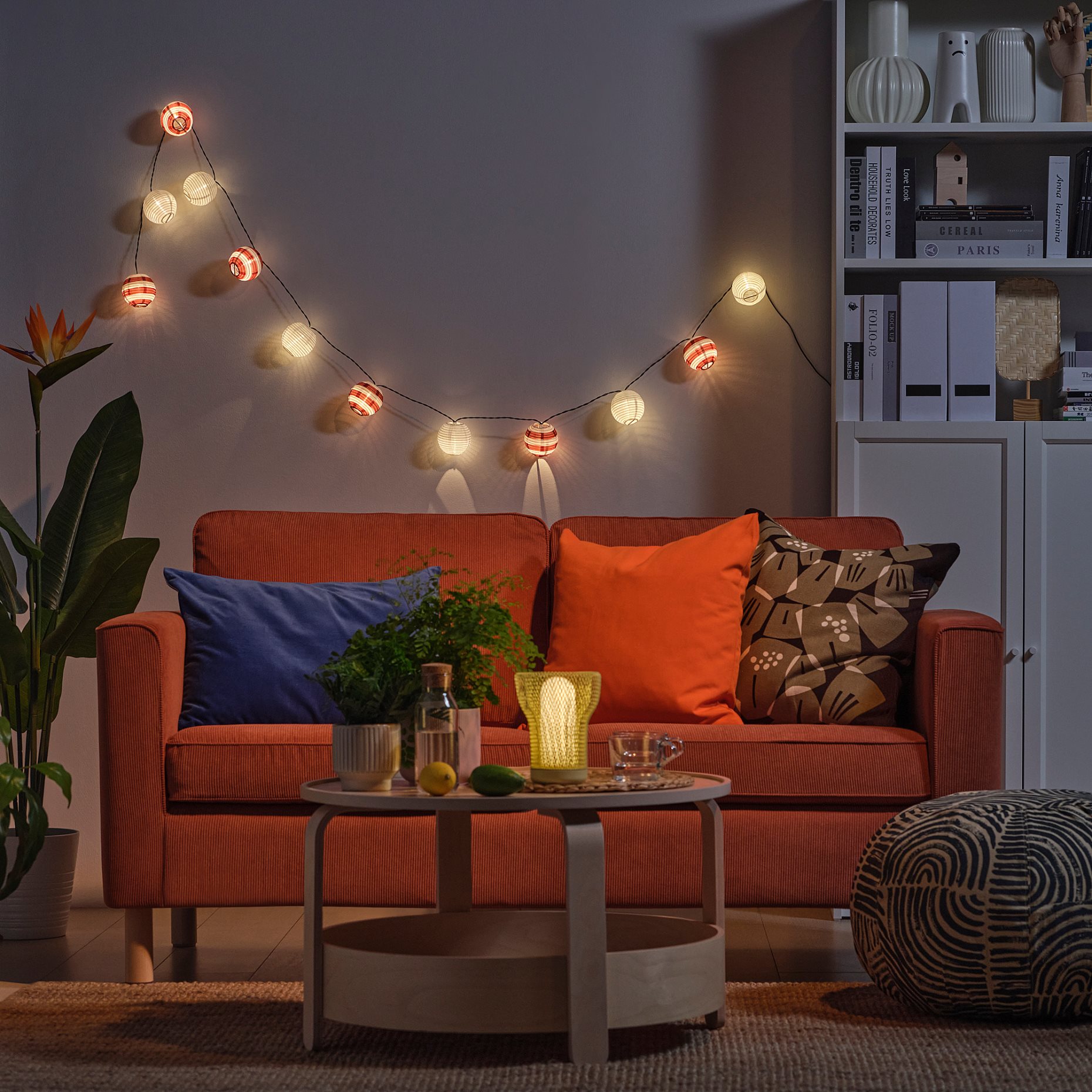 SOLVINDEN, solar-powered lighting chain with built-in LED light source/12 lights, 806.151.70