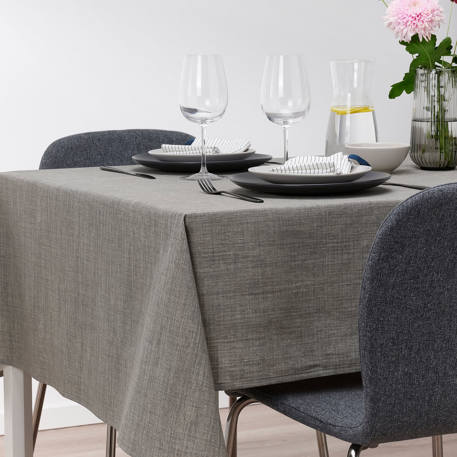 SVARTSENAP, tablecloth, 145x240 cm, 005.459.30