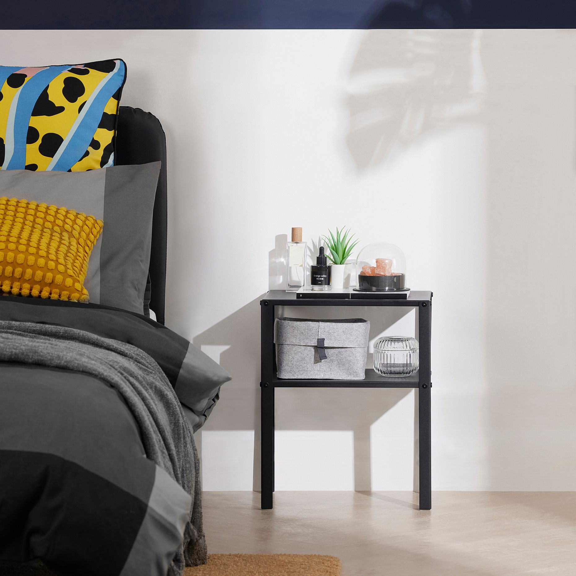 KNARREVIK, bedside table, 37x28 cm, 005.763.18