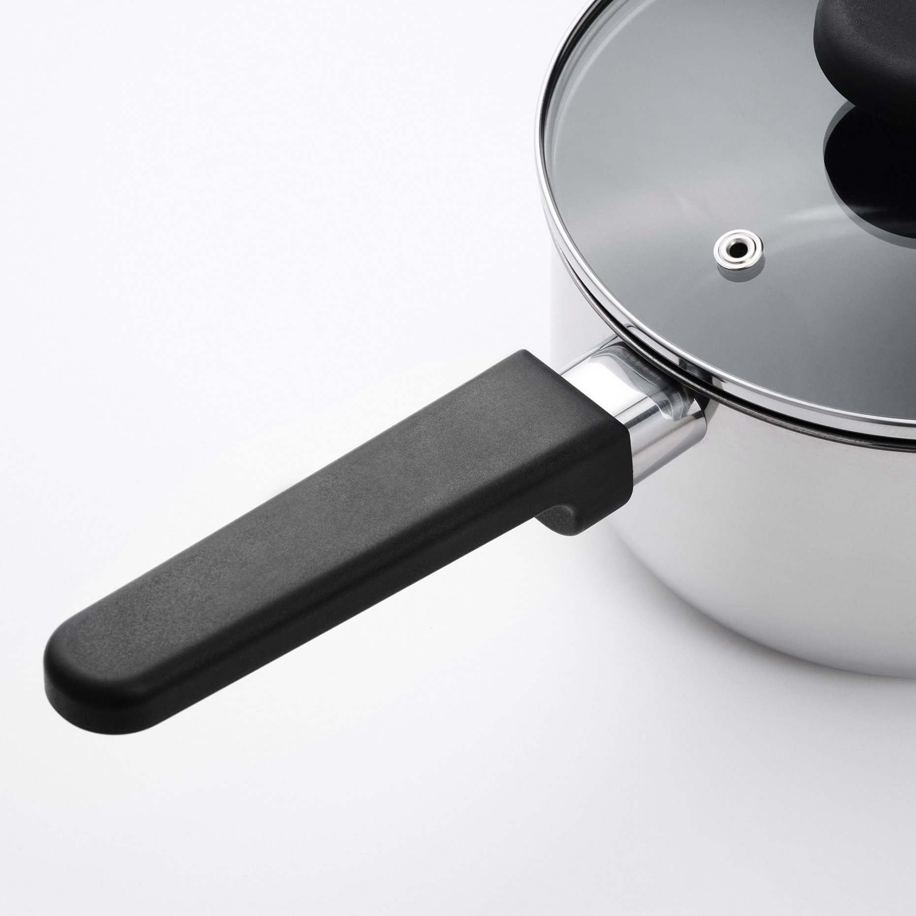 MIDDAGSMAT, saucepan with lid/non-stick coating, 2 l, 104.637.21