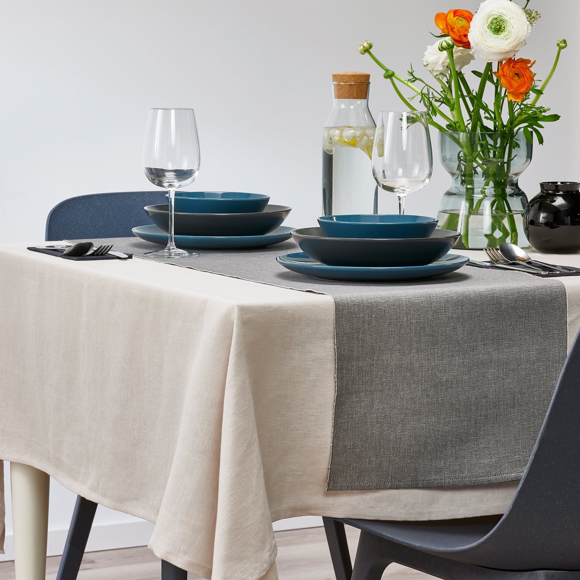 SVARTSENAP, table-runner, 35x130 cm, 105.330.69