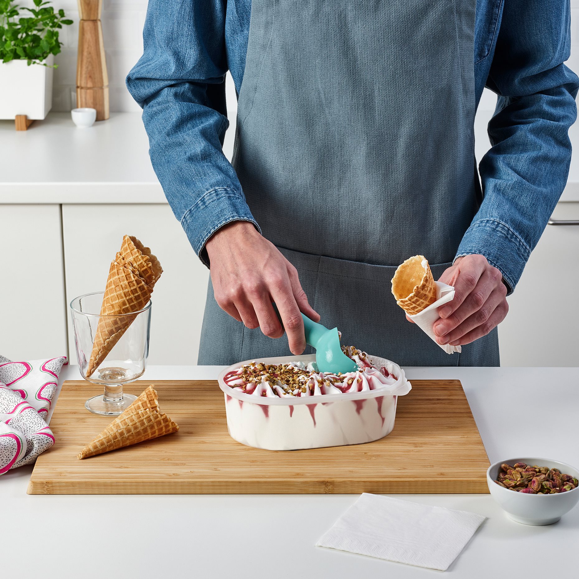 UPPFYLLD, ice-cream scoop, 205.332.24
