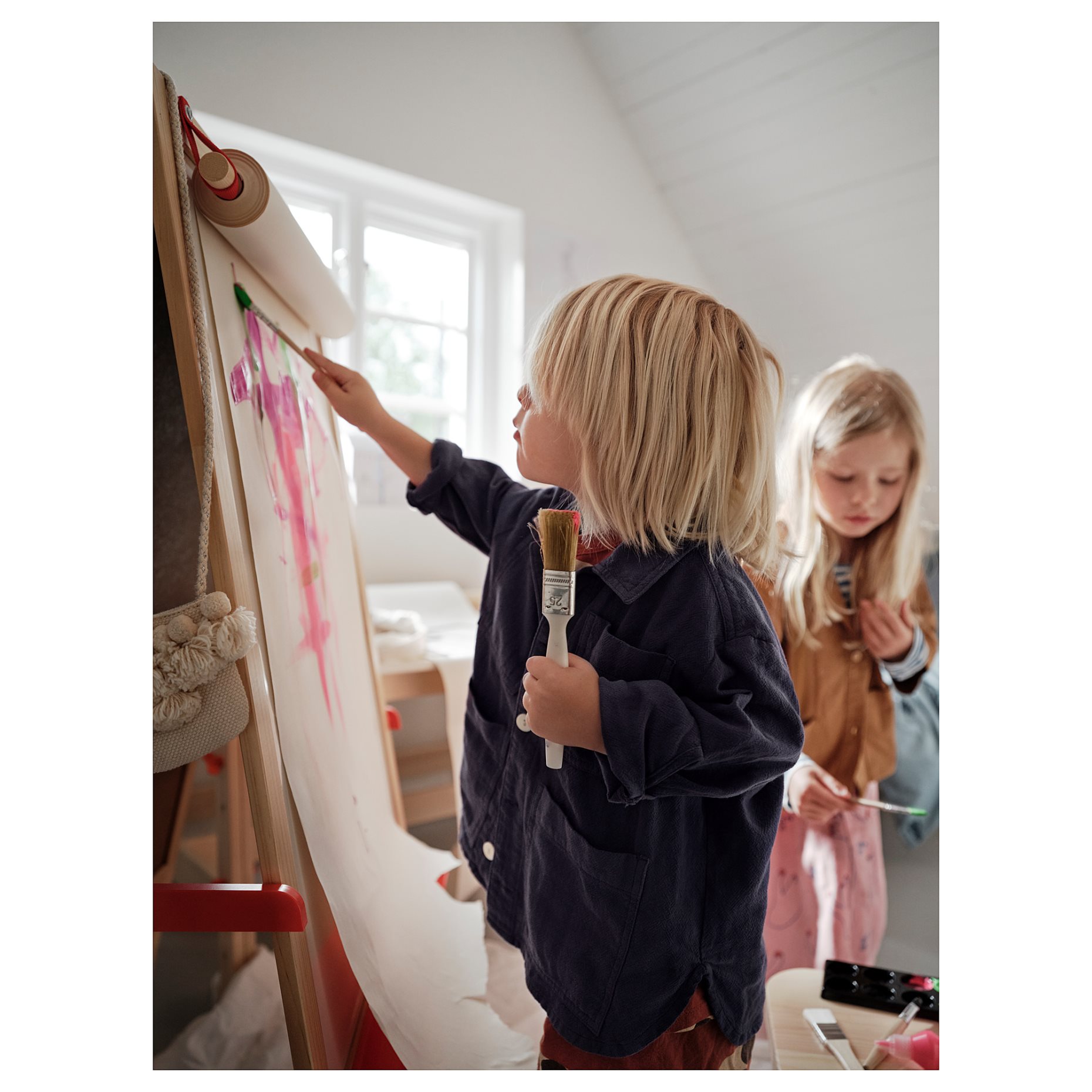 MÅLA, easel, 304.889.66
