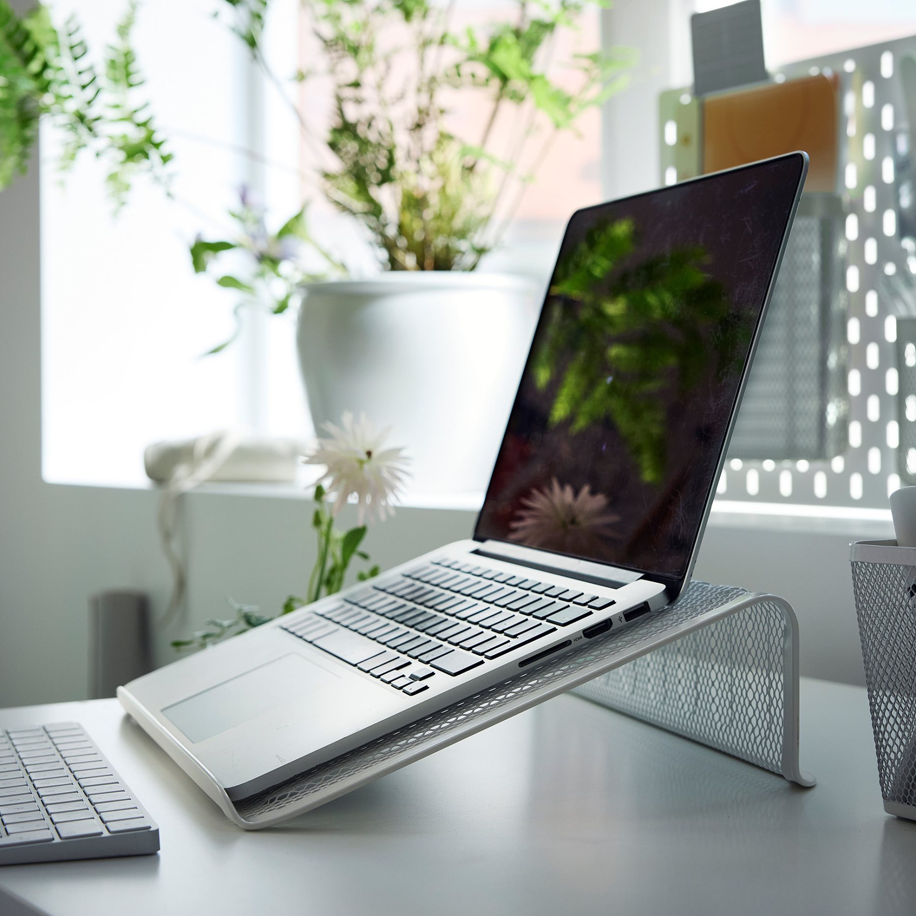 DRÖNJÖNS, βάση για laptop, 305.968.00
