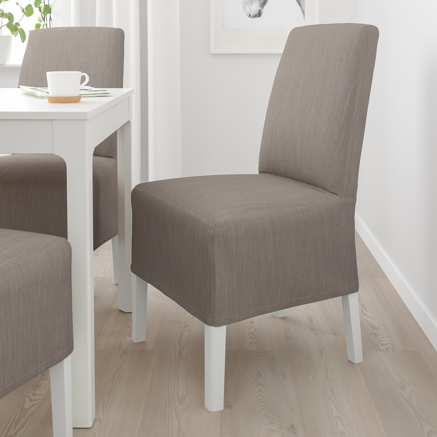 BERGMUND, chair with medium long cover, 393.900.03