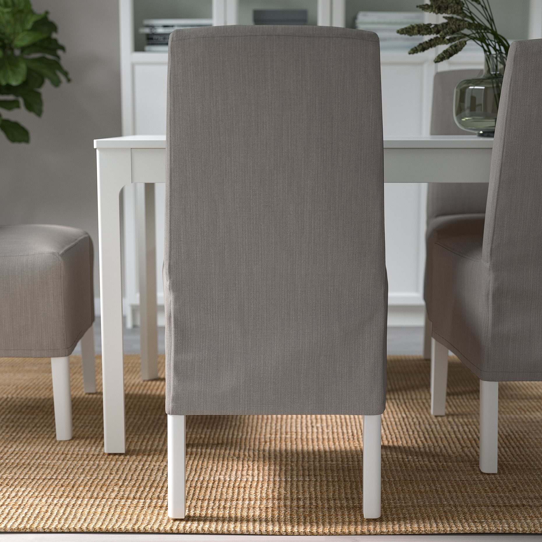BERGMUND, chair with medium long cover, 393.900.03