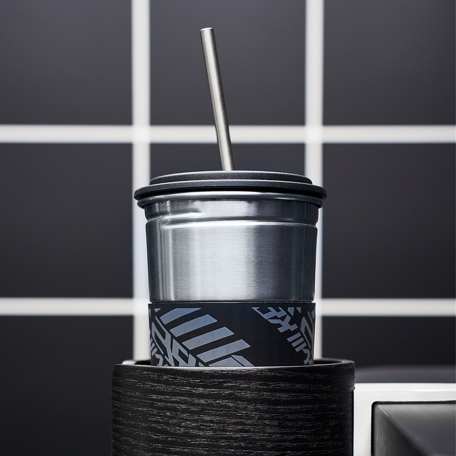 LÅNESPELARE, mug with lid and straw, 405.078.46